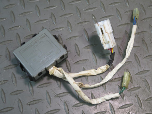 1996-1997 Lexus FZJ80L LX450 Transmission Shift Lock Control Module 85933-60050