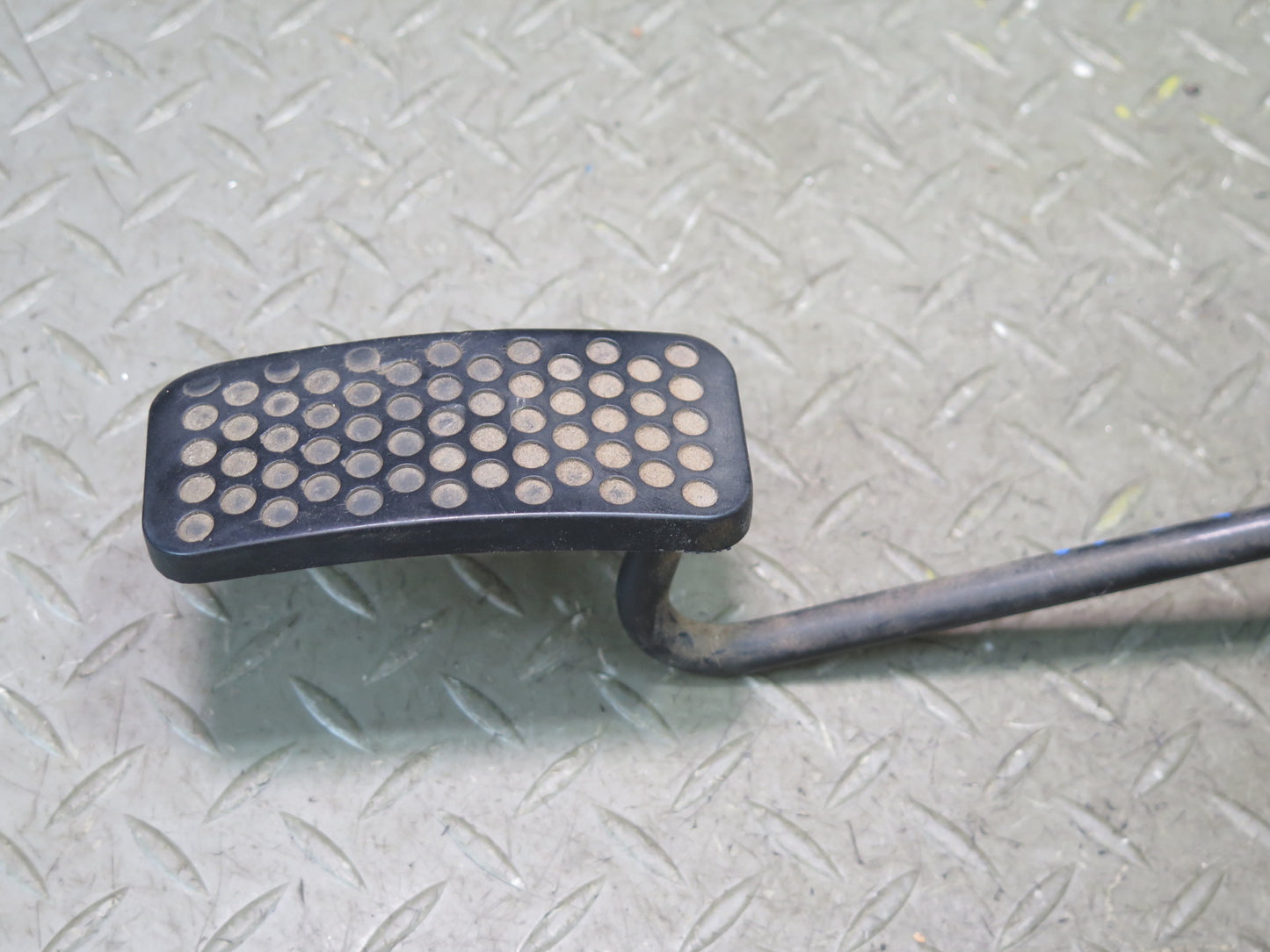 1996-1997 Lexus FZJ80L LX450 Gas Acceleration Pedal