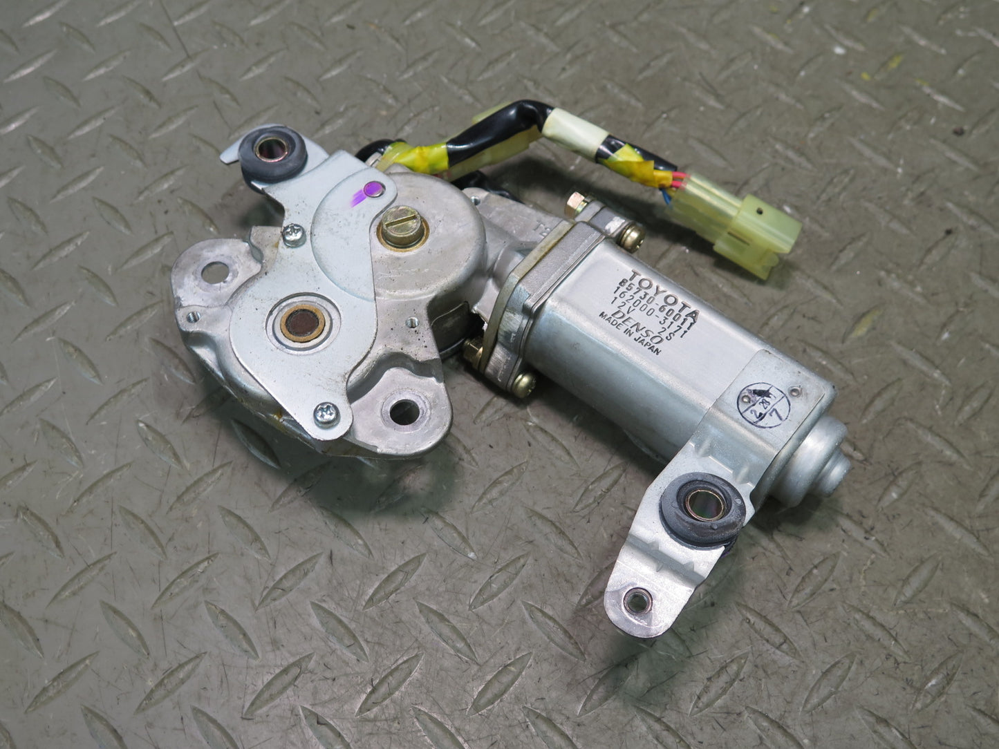 1996-1997 Lexus FZJ80L LX450 Sunroof Motor Drive Unit 85730-60011