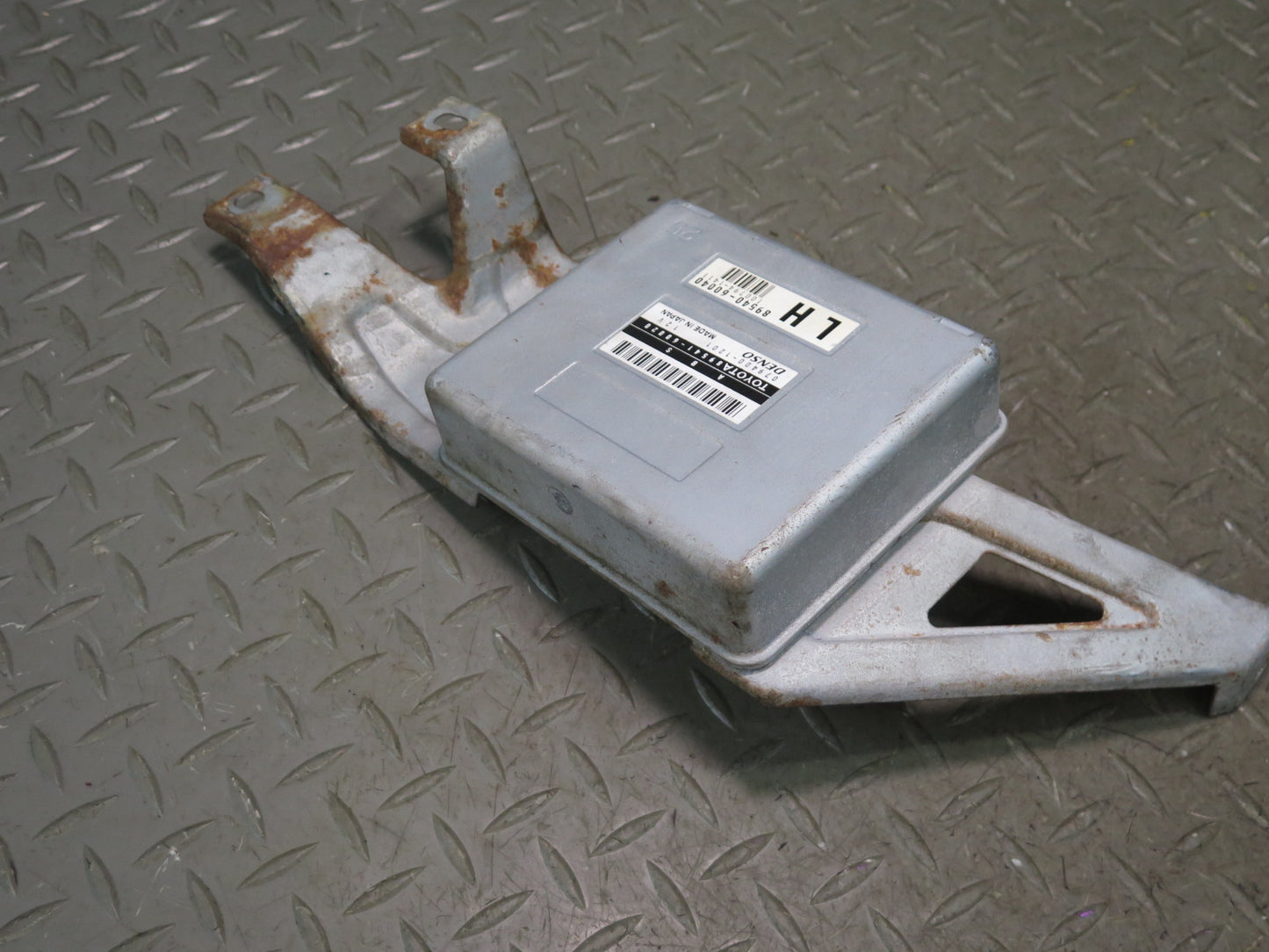 1996-1997 Lexus FZJ80L LX450 Anti Lock Brake ABS Controlm Module 89541-60020