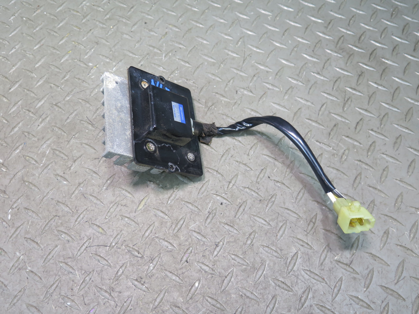 96-97 Lexus FZJ80L LX450 Front A/C Heater Blower Motor w A/C Amplifier Resistor