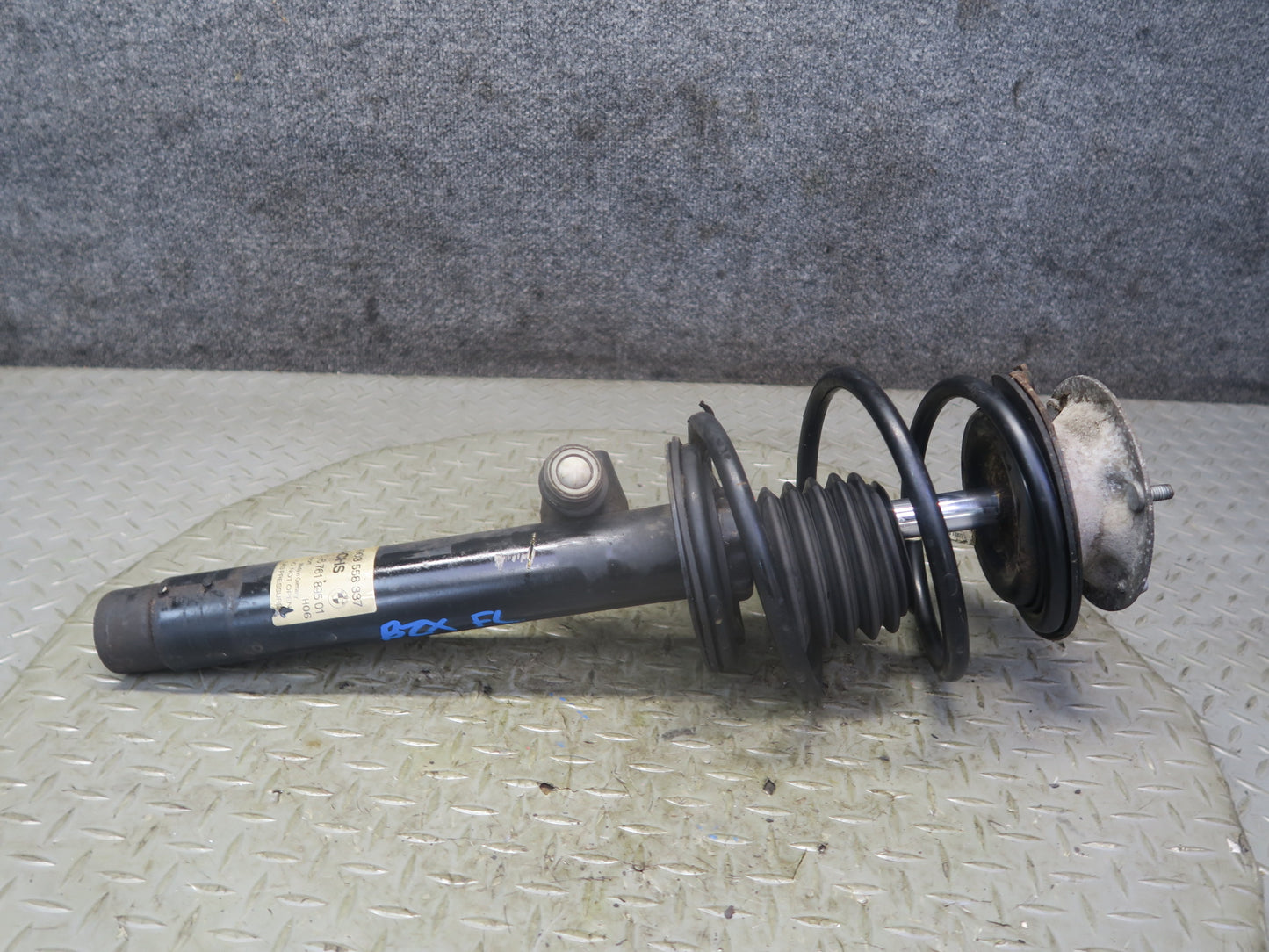 03-05 BMW E85 Z4 Set of 2 Front Left & Right Strut Shock Absorber OEM