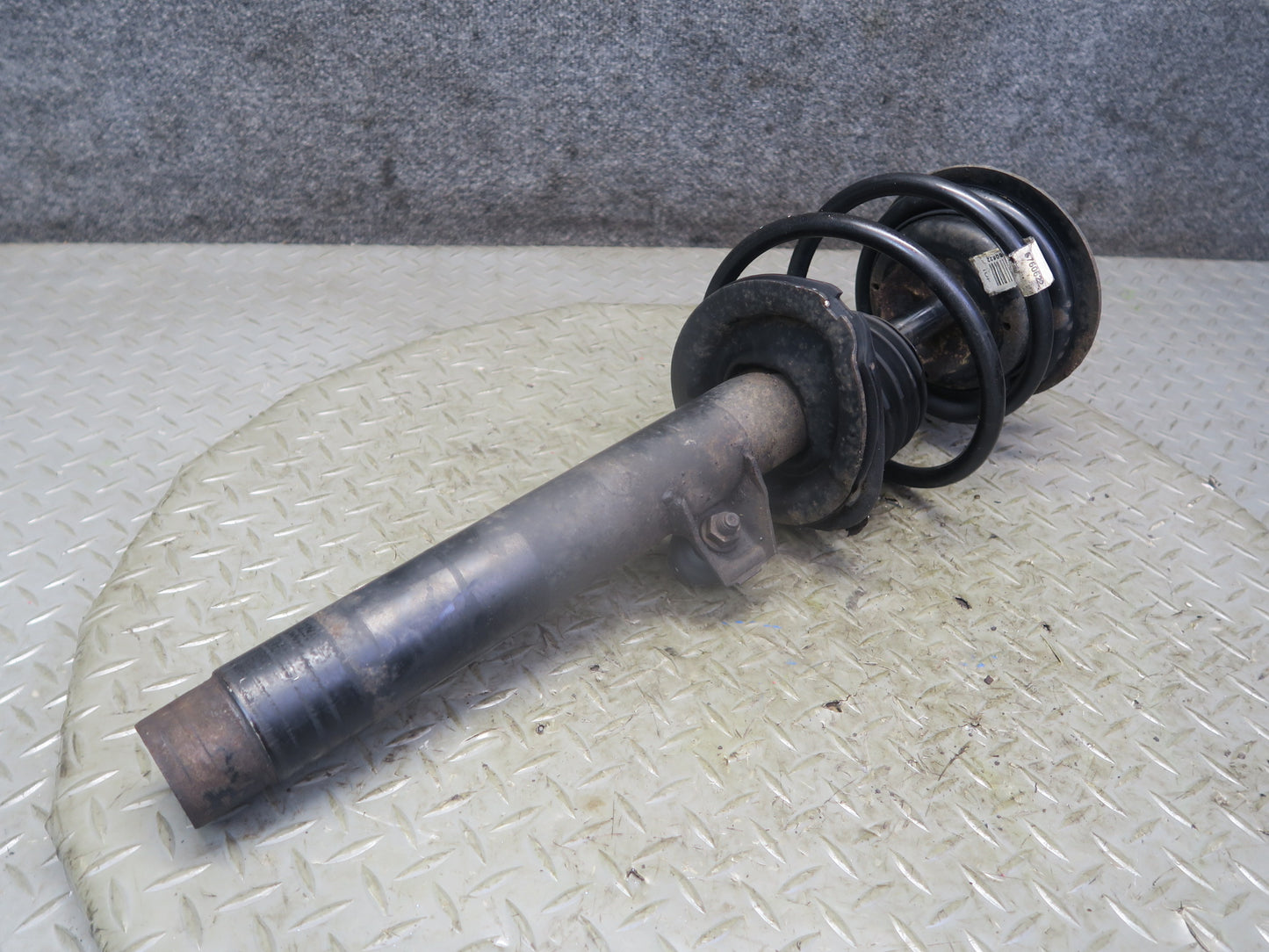 03-05 BMW E85 Z4 Set of 2 Front Left & Right Strut Shock Absorber OEM