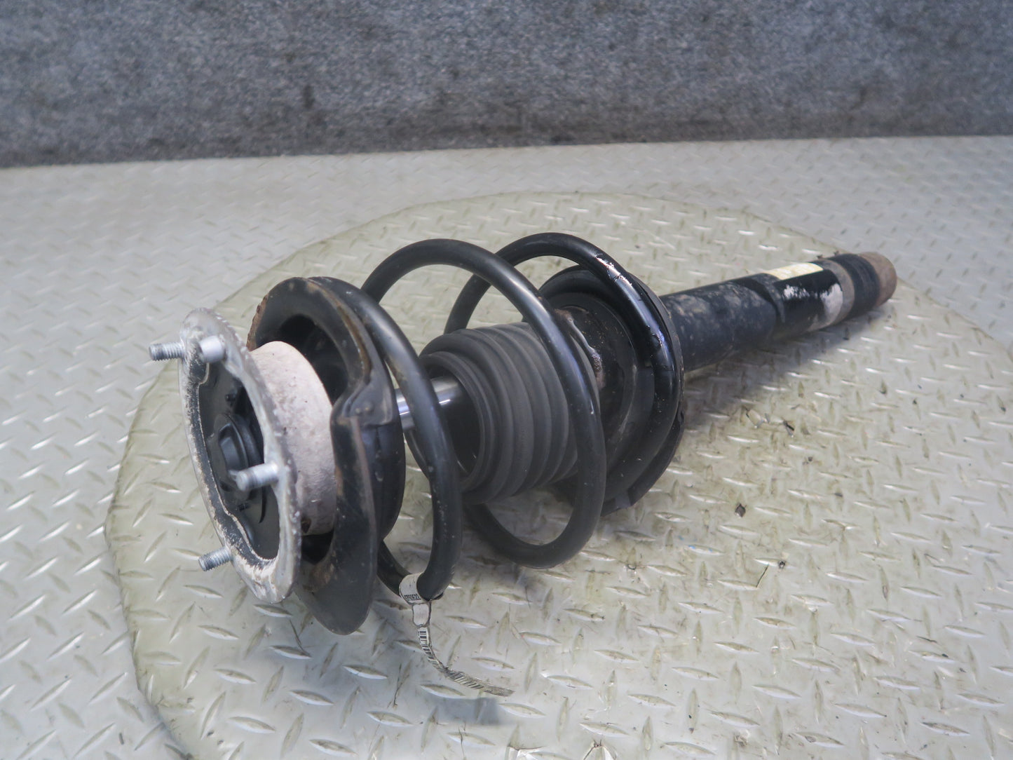 03-05 BMW E85 Z4 Set of 2 Front Left & Right Strut Shock Absorber OEM
