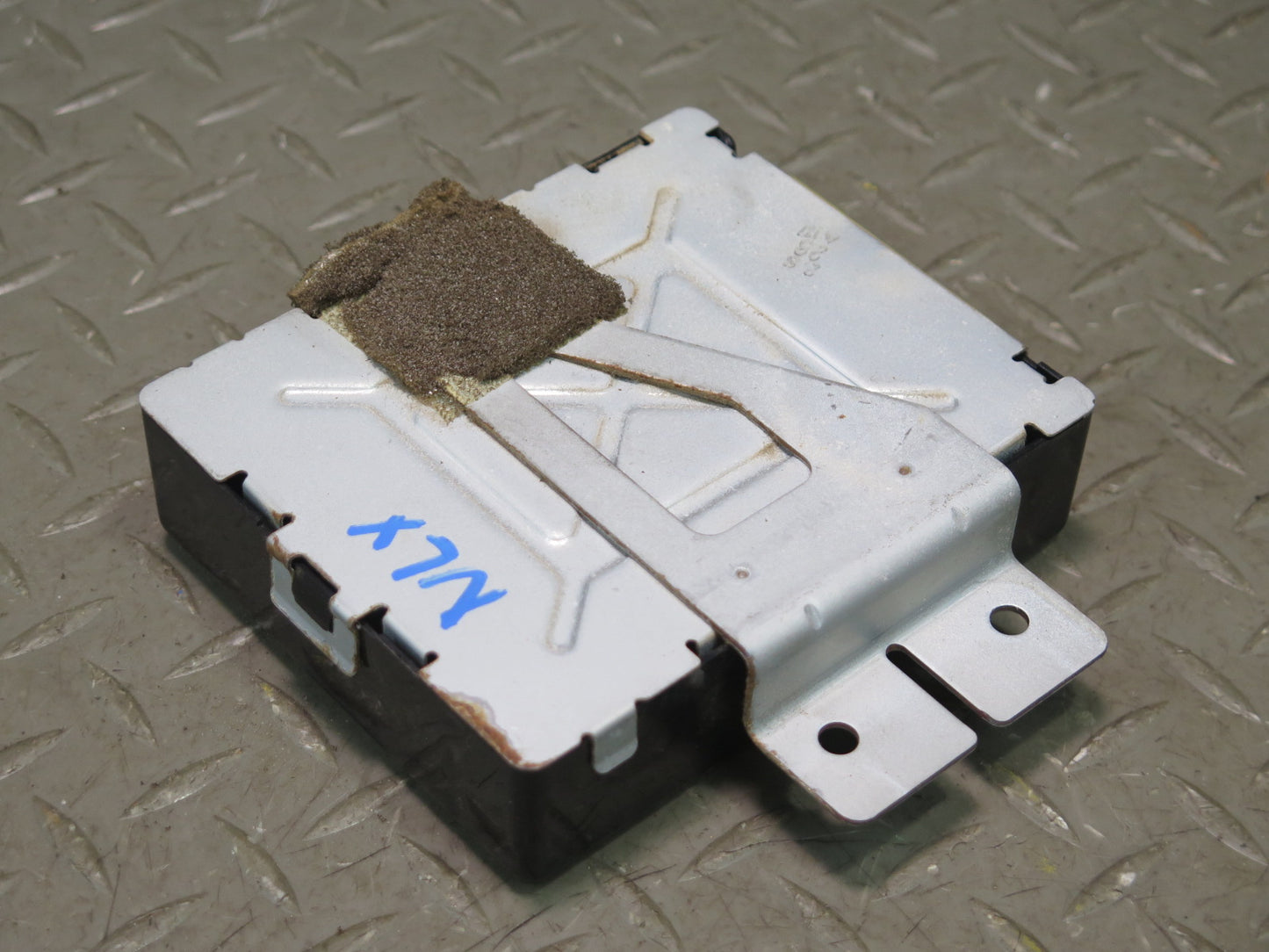 1996-1997 Lexus FZJ80L LX450 A/C Amplifier Cooler Stabilizer Module 88650-60081