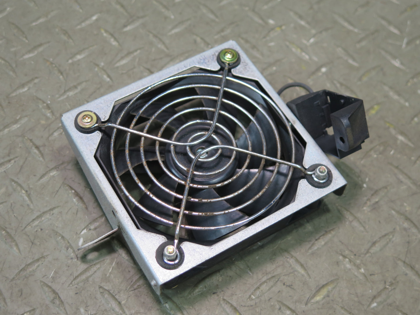 Panaflo Cooling Fan Motor FBA09A122M 7B05BN-ZL