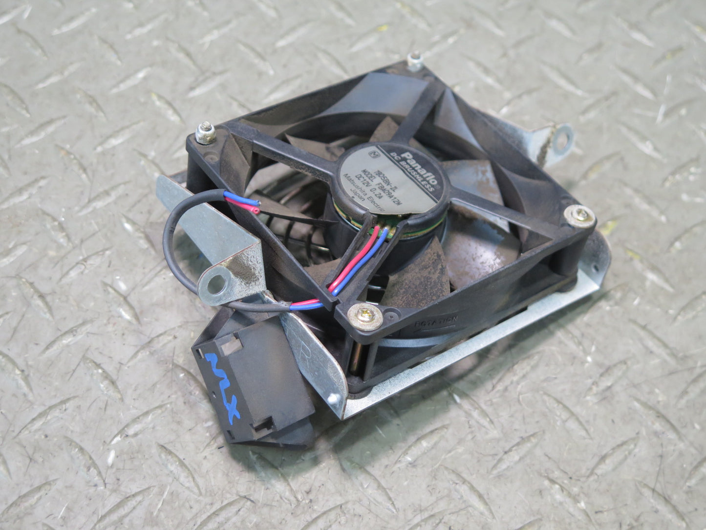 Panaflo Cooling Fan Motor FBA09A122M 7B05BN-ZL