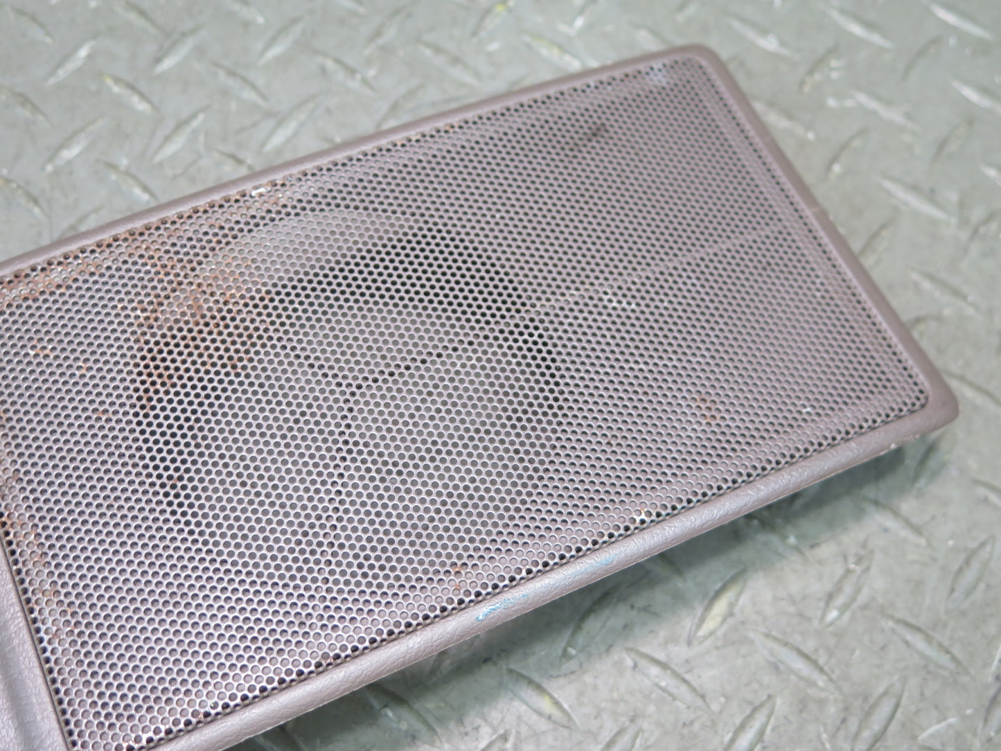 1996-1997 Lexus FZJ80L LX450 Dash Front Left or Right Tweeter Grille Trim Cover