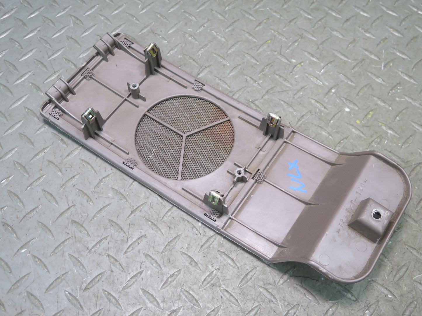 1996-1997 Lexus FZJ80L LX450 Dash Front Left or Right Tweeter Grille Trim Cover