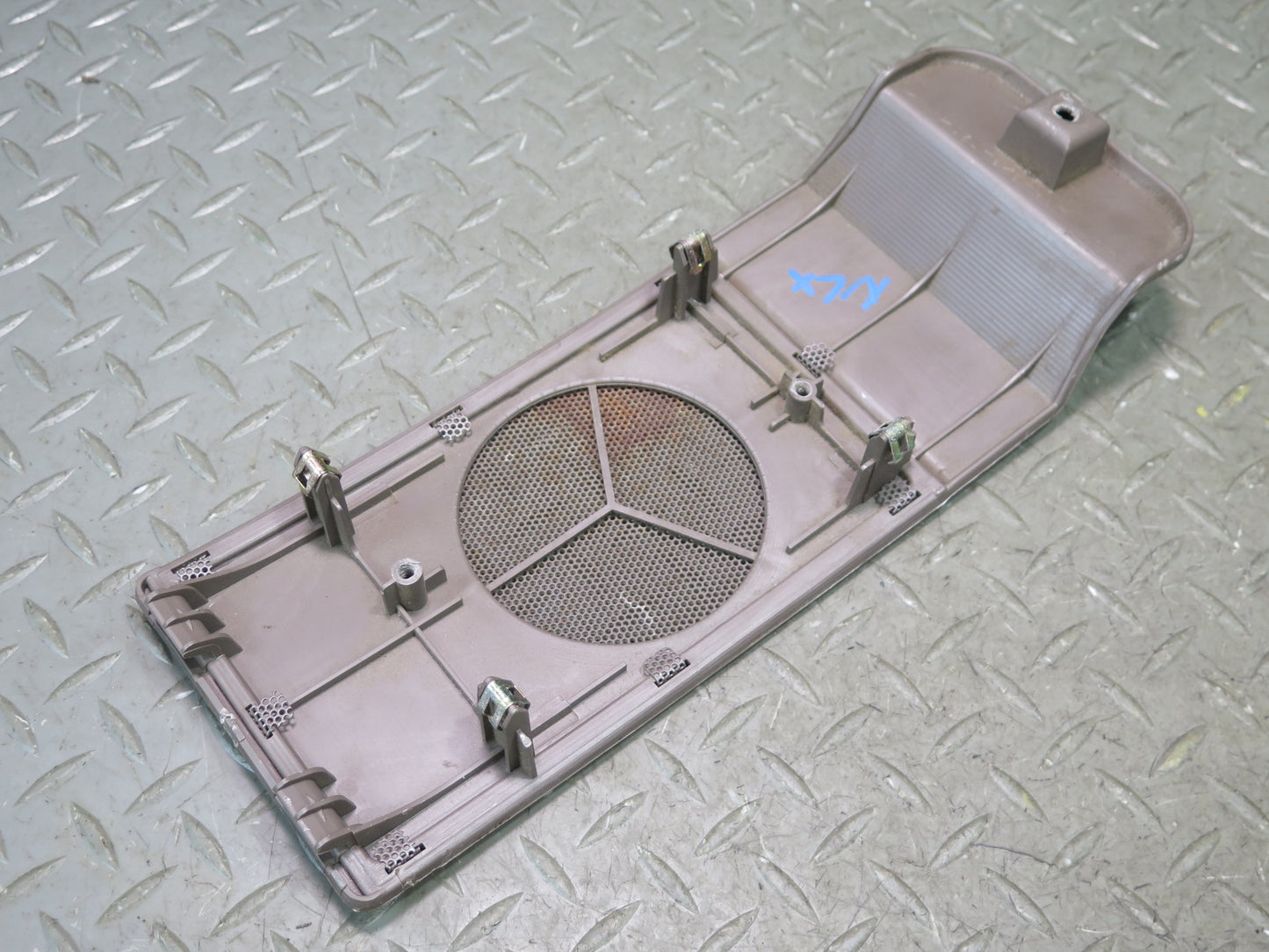 1996-1997 Lexus FZJ80L LX450 Dash Front Left or Right Tweeter Grille Trim Cover
