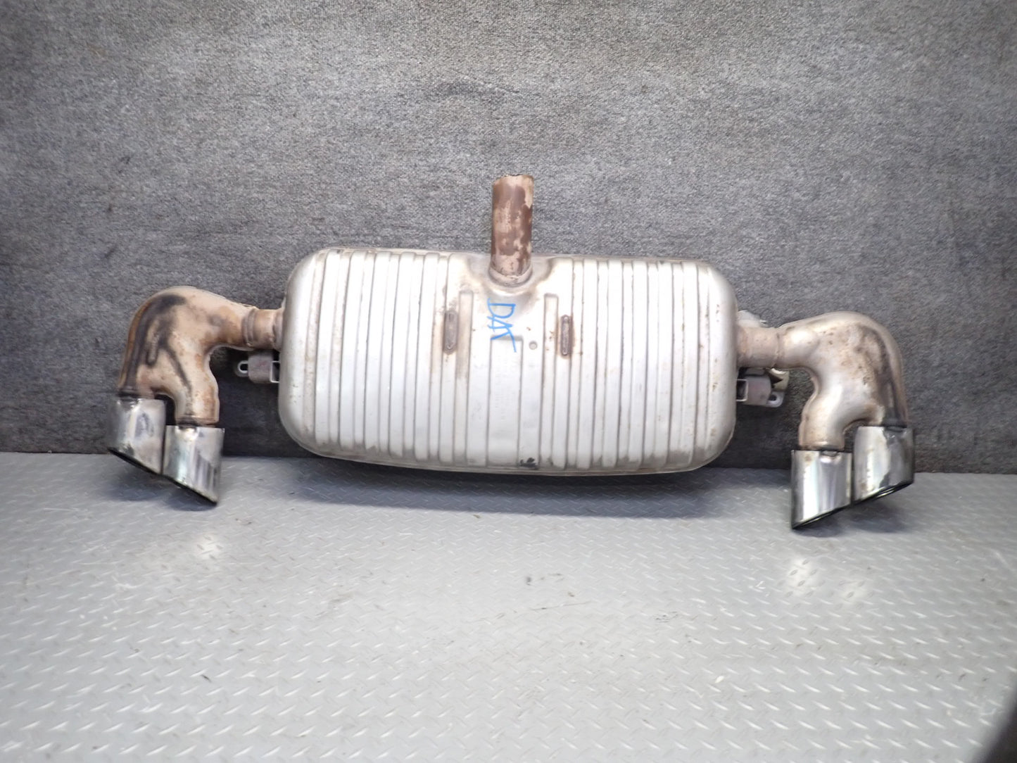 09-15 Audi TT S 8J Quattro Rear Exhaust Muffler w Chrome Dual Tips OEM