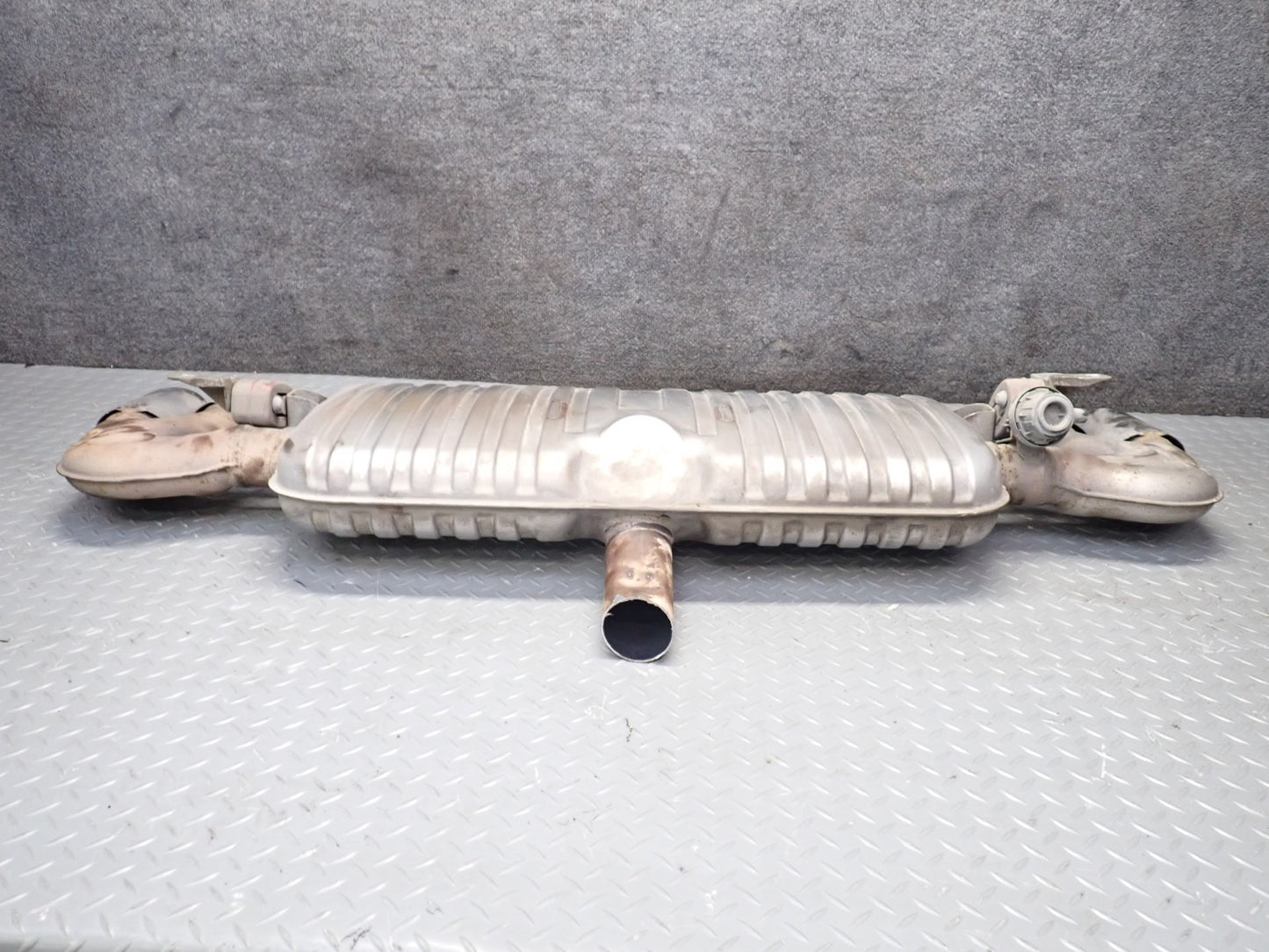09-15 Audi TT S 8J Quattro Rear Exhaust Muffler w Chrome Dual Tips OEM