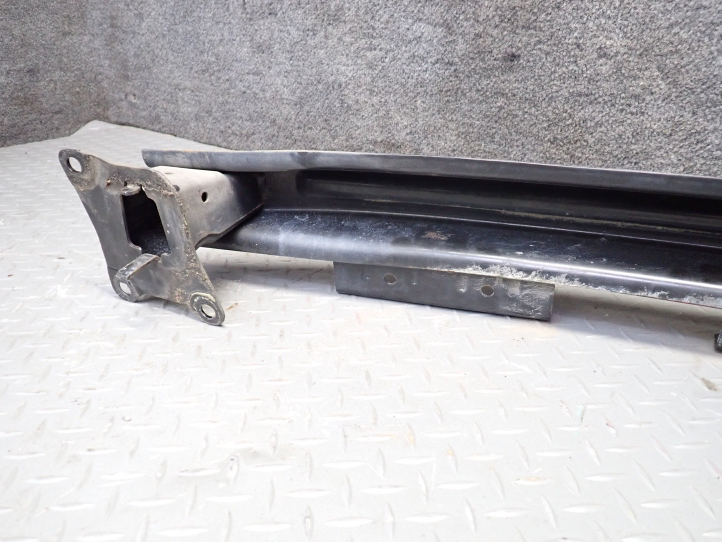 09-15 Audi TT S 8J Rear Bumper Reinforcement Impact Bar w Foam Set OEM