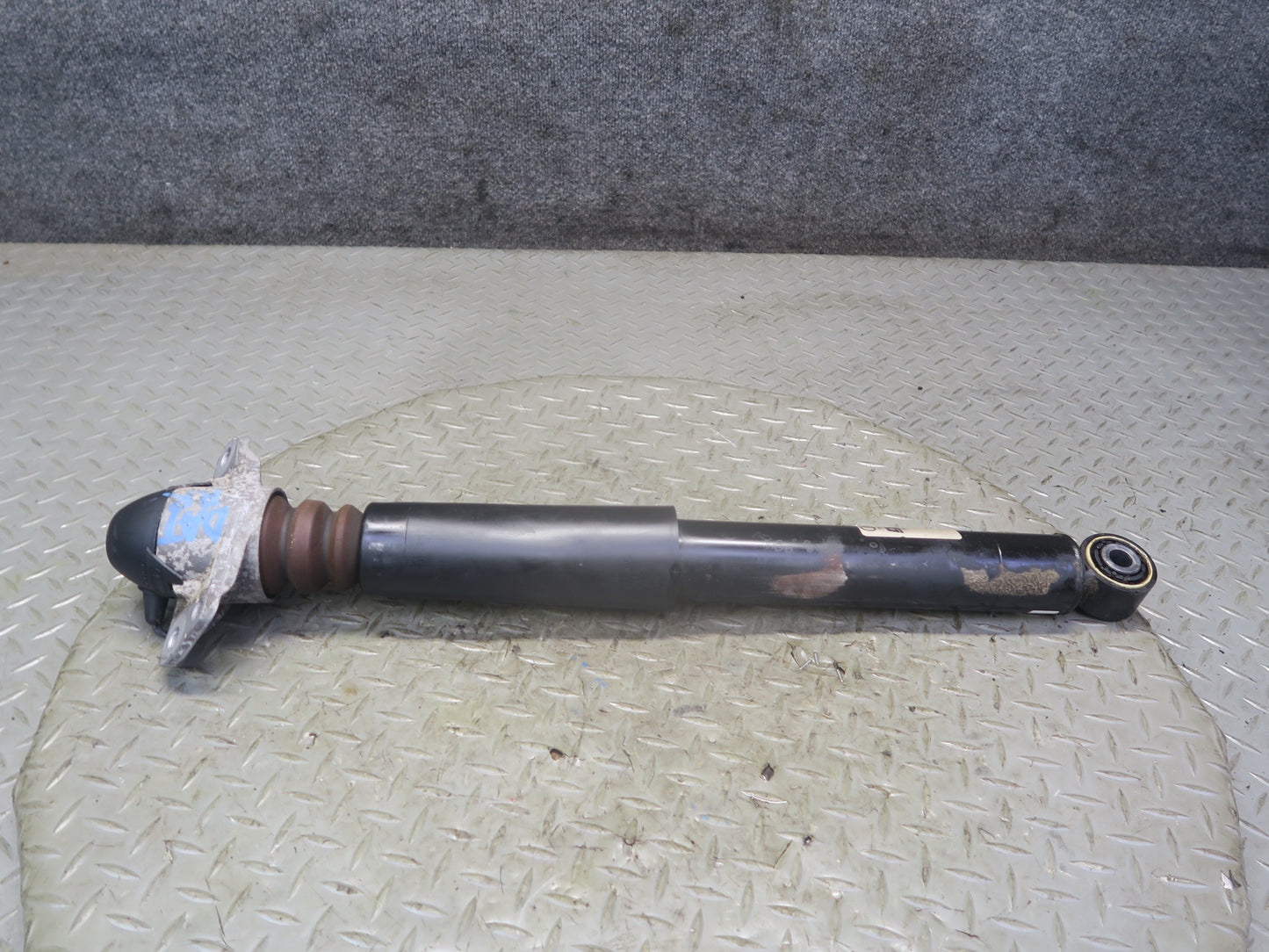 09-15 Audi TT S 8J Quattro Sport Rear Left & Right Strut Shock Absorber Set OEM