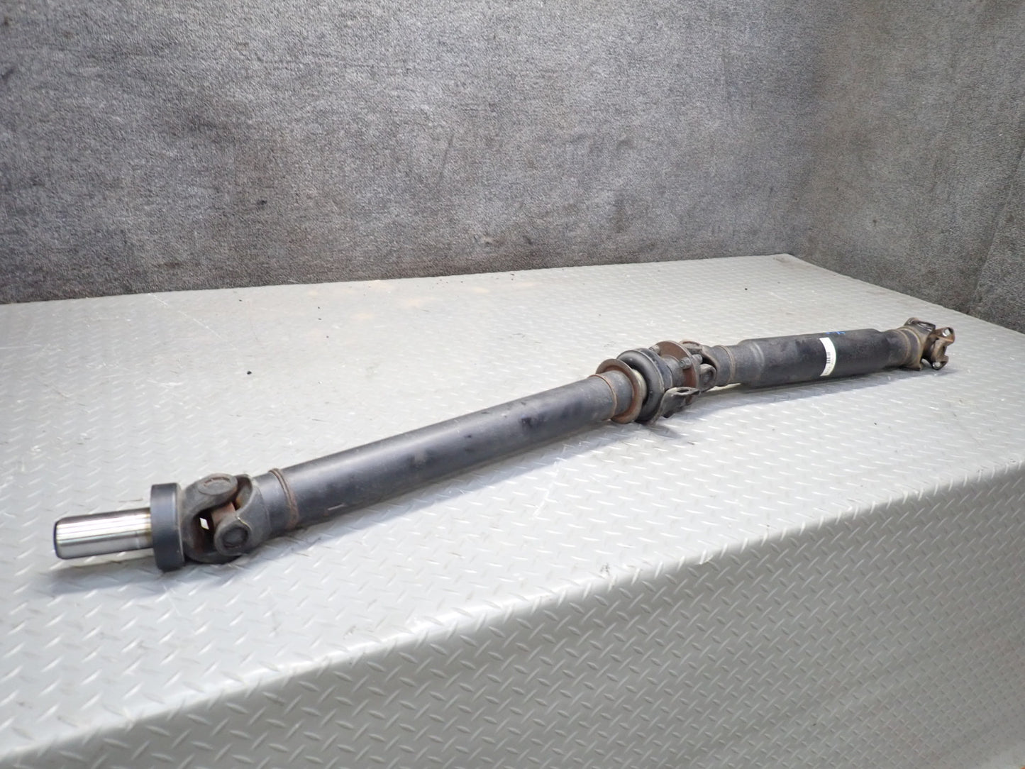 01-05 Lexus JCE10L IS300 RWD Sedan A/T Rear Drive Shaft Driveshaft 130K Mile OEM
