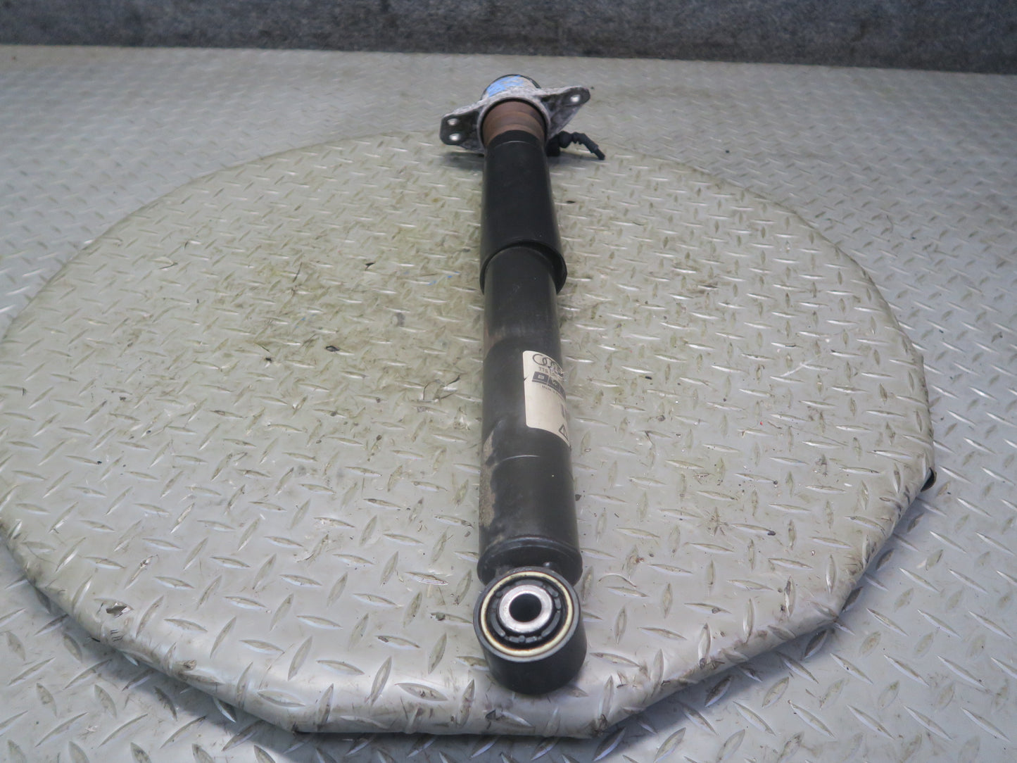 09-15 Audi TT S 8J Quattro Sport Rear Left & Right Strut Shock Absorber Set OEM