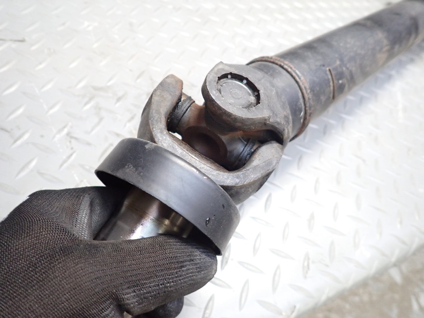 01-05 Lexus JCE10L IS300 RWD Sedan A/T Rear Drive Shaft Driveshaft 130K Mile OEM