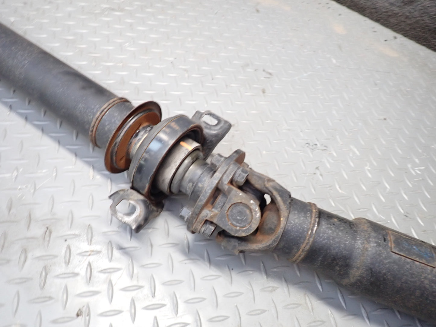 01-05 Lexus JCE10L IS300 RWD Sedan A/T Rear Drive Shaft Driveshaft 130K Mile OEM