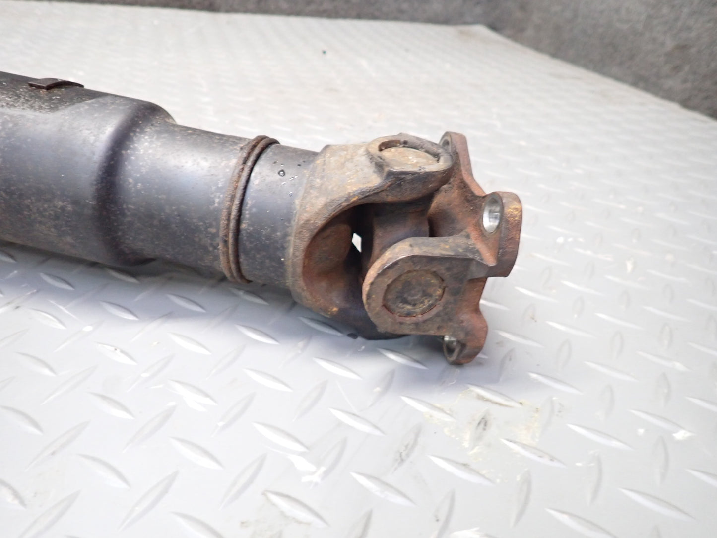 01-05 Lexus JCE10L IS300 RWD Sedan A/T Rear Drive Shaft Driveshaft 130K Mile OEM