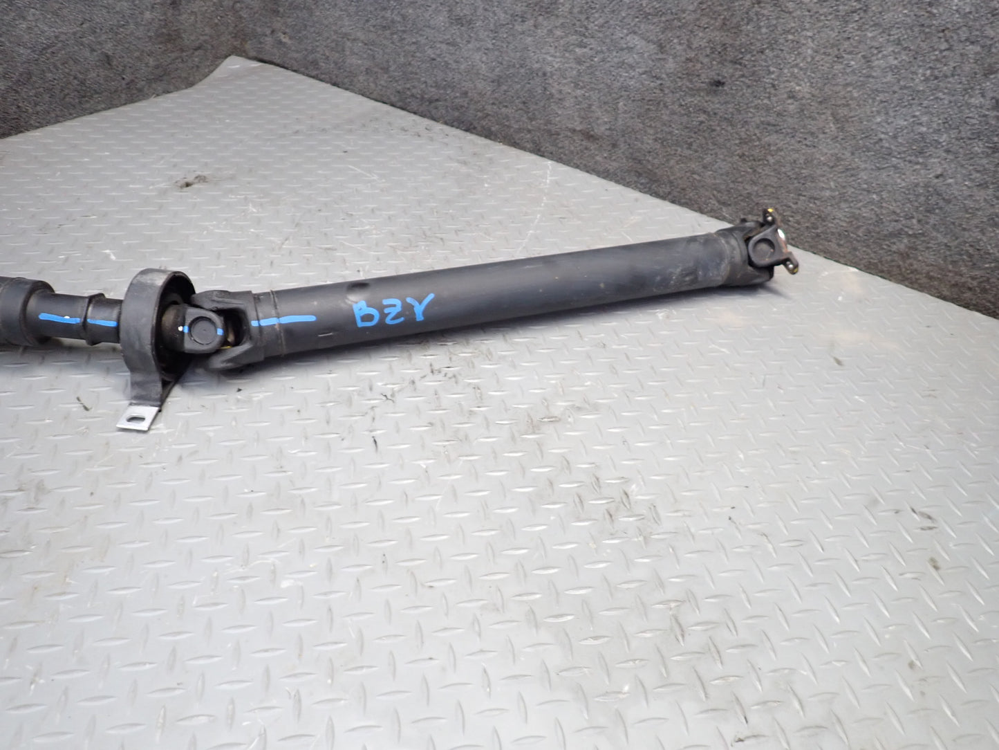 03-05 BMW E86 E85 Z4 A/T Rear Driveshaft Drive Shaft 78K Miles OEM