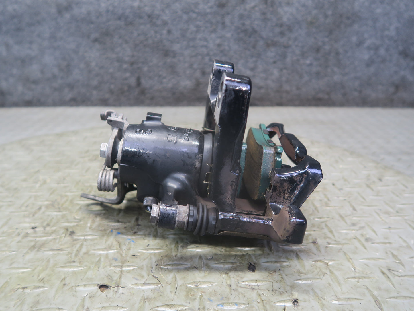 09-15 Audi TT S 8J 2.0L Quattro Set of 2 Rear Left & Right Brake Caliper TRW OEM