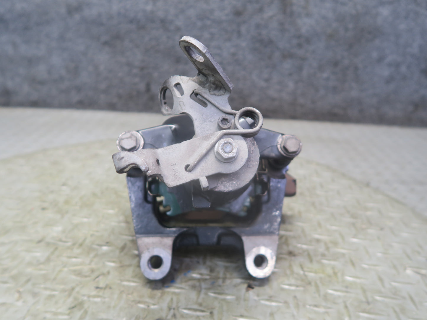 09-15 Audi TT S 8J 2.0L Quattro Set of 2 Rear Left & Right Brake Caliper TRW OEM