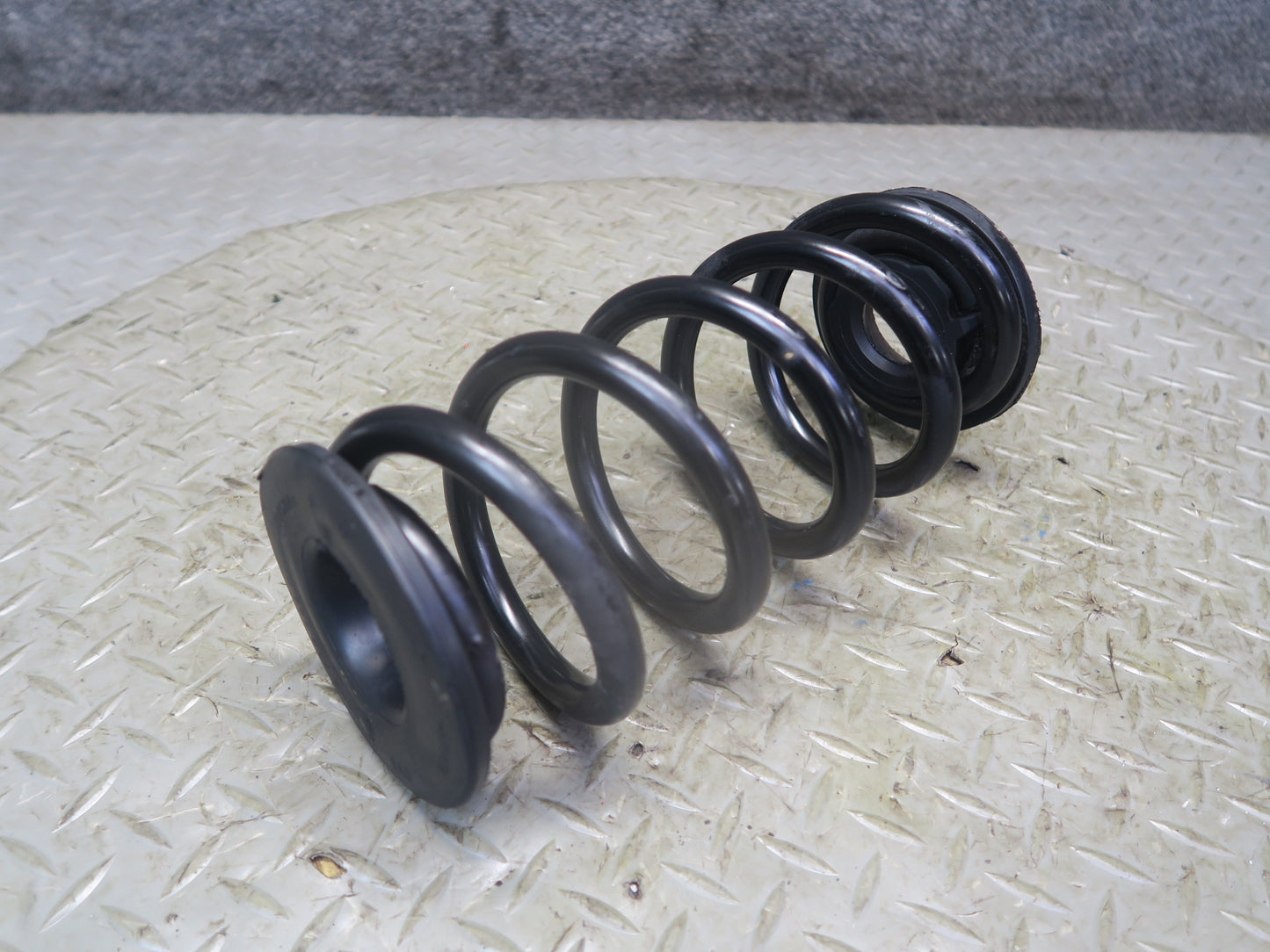 09-15 Audi TT S 8J Quattro Rear Left & Right Coil Spring Set 116K Miles OEM