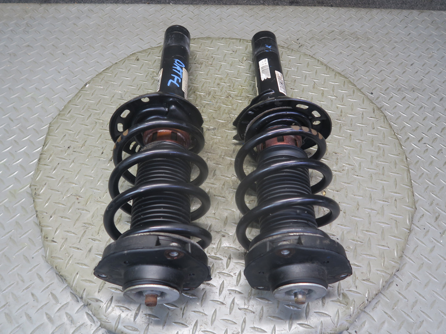 09-15 Audi TT S 8J Quattro Magnetic Ride Front Strut Shock Coil Spring Set OEM