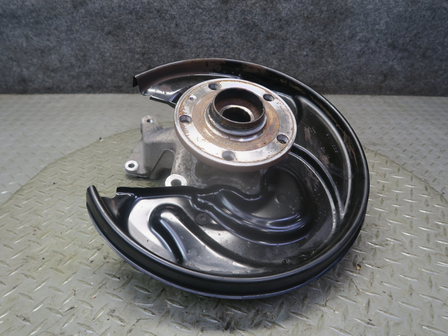 09-15 Audi TT S 8J Quattro Rear Right Side Spindle Knuckle Wheel Hub 116K OEM