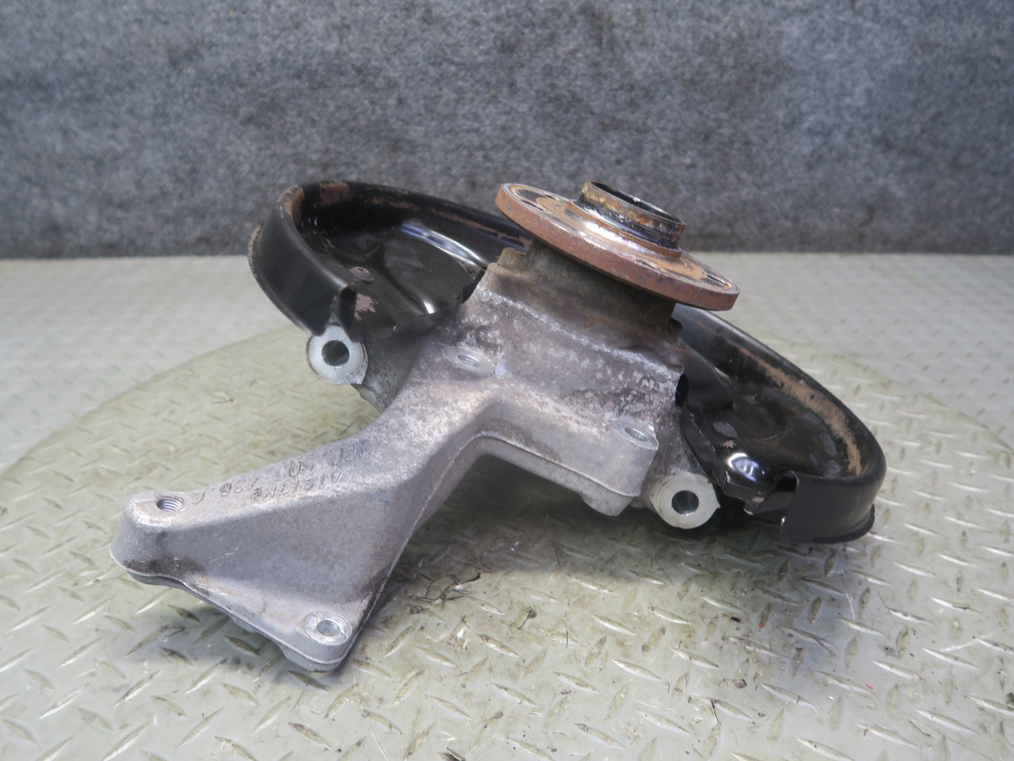 09-15 Audi TT S 8J Quattro Rear Right Side Spindle Knuckle Wheel Hub 116K OEM