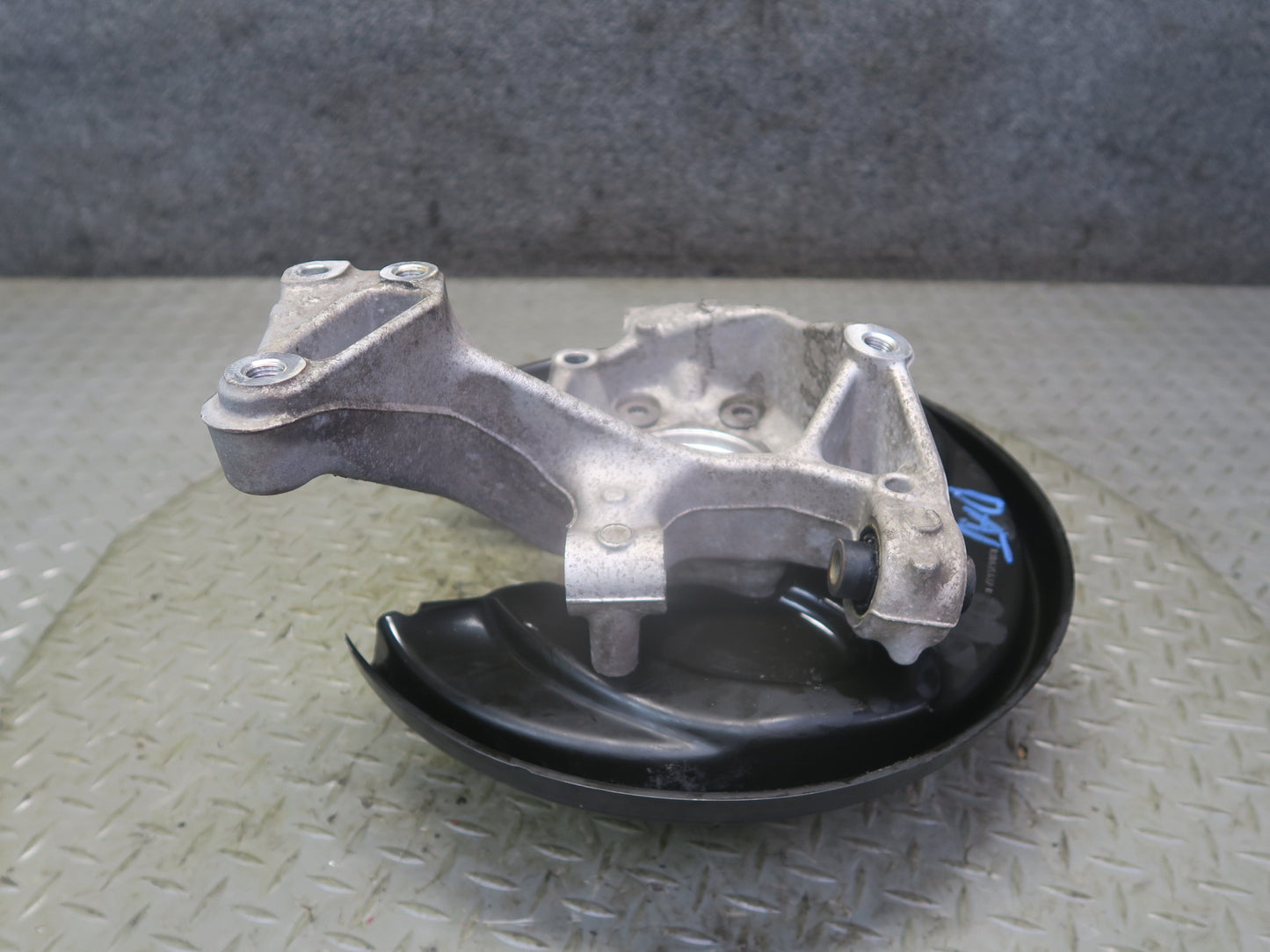 09-15 Audi TT S 8J Quattro Rear Right Side Spindle Knuckle Wheel Hub 116K OEM