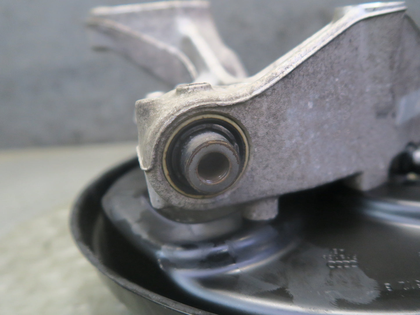 09-15 Audi TT S 8J Quattro Rear Right Side Spindle Knuckle Wheel Hub 116K OEM