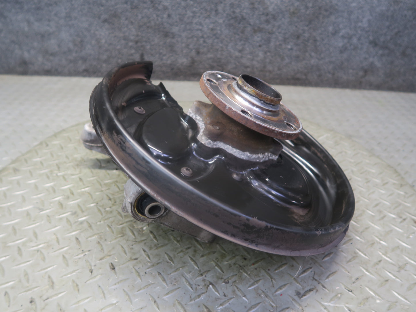 09-15 Audi TT S 8J Quattro Rear Left Side Spindle Knuckle Wheel Hub 116K OEM