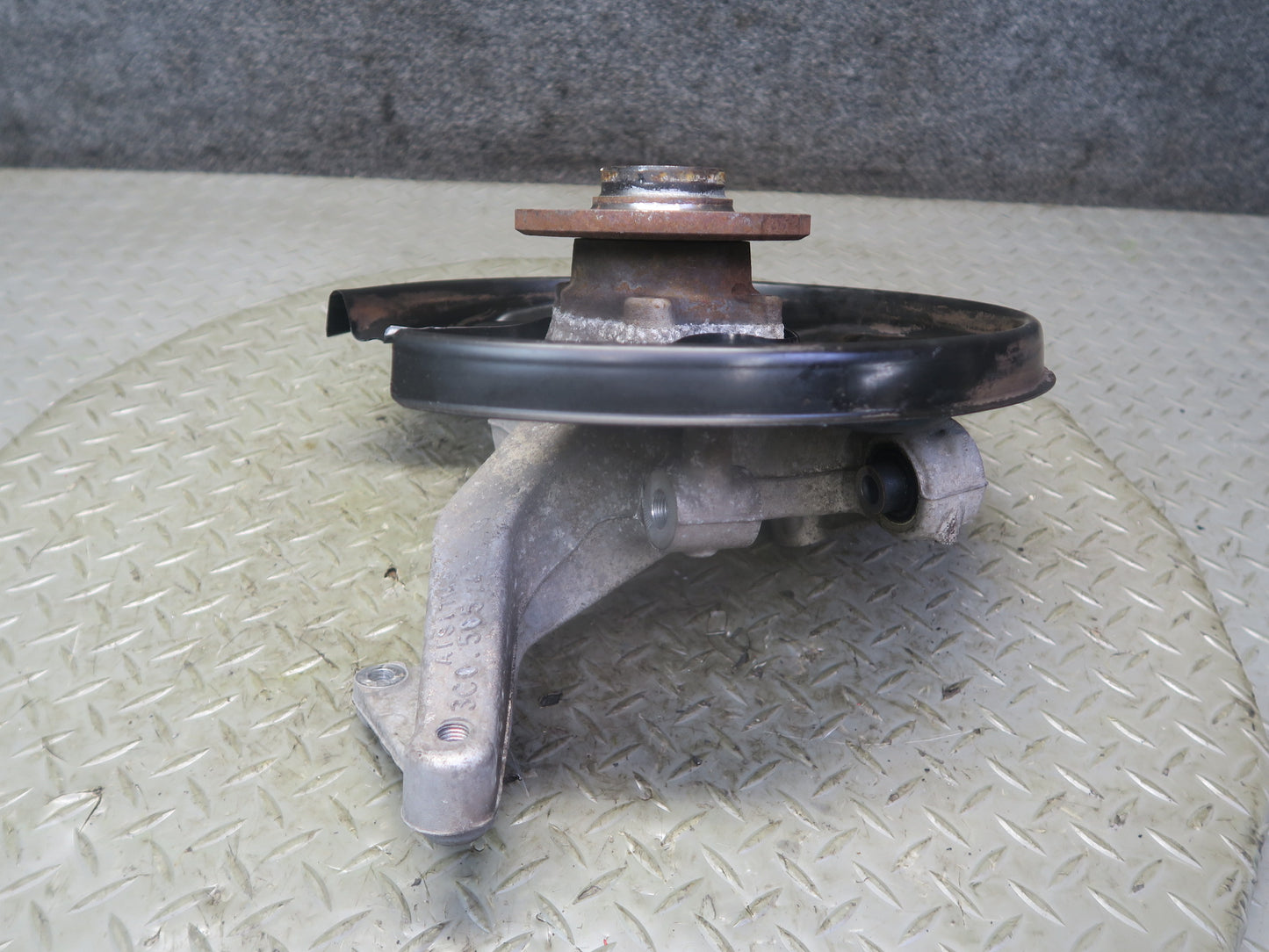 09-15 Audi TT S 8J Quattro Rear Left Side Spindle Knuckle Wheel Hub 116K OEM