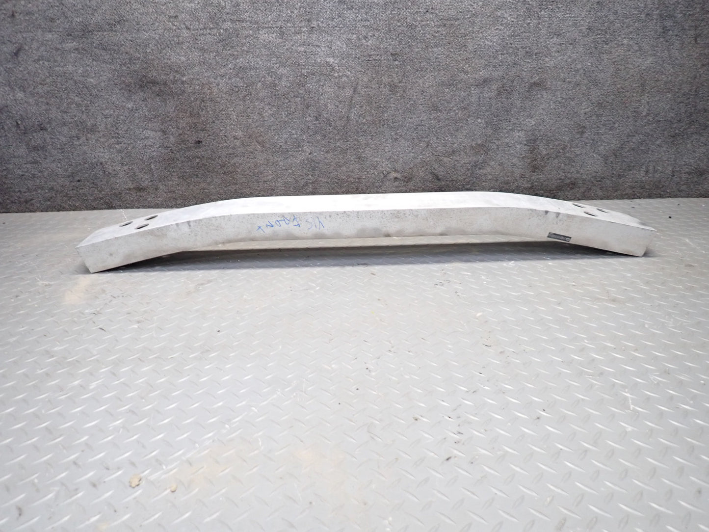 01-05 Lexus JCE10L IS300 Front Bumper Impact Reinforcement Bar w Foam OEM
