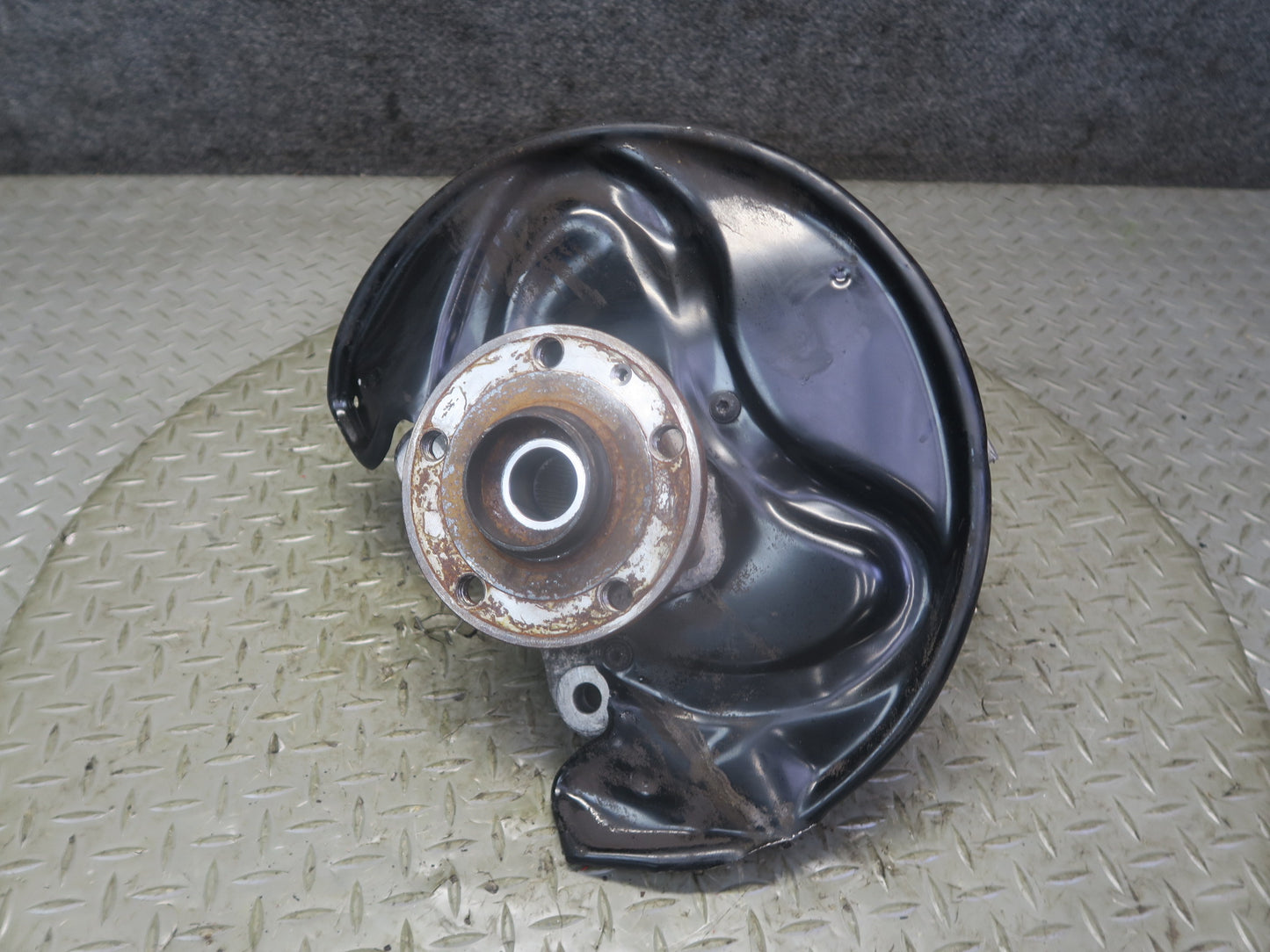 09-15 Audi TT S 8J Quattro Front Left Spindle Knuckle Wheel Hub 116K Miles OEM