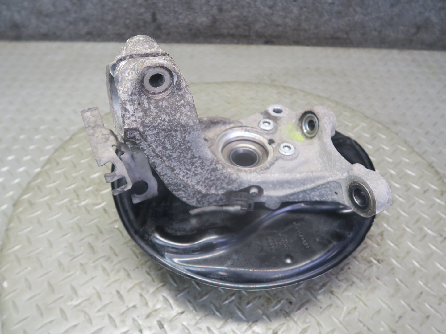 09-15 Audi TT S 8J Quattro Front Left Spindle Knuckle Wheel Hub 116K Miles OEM