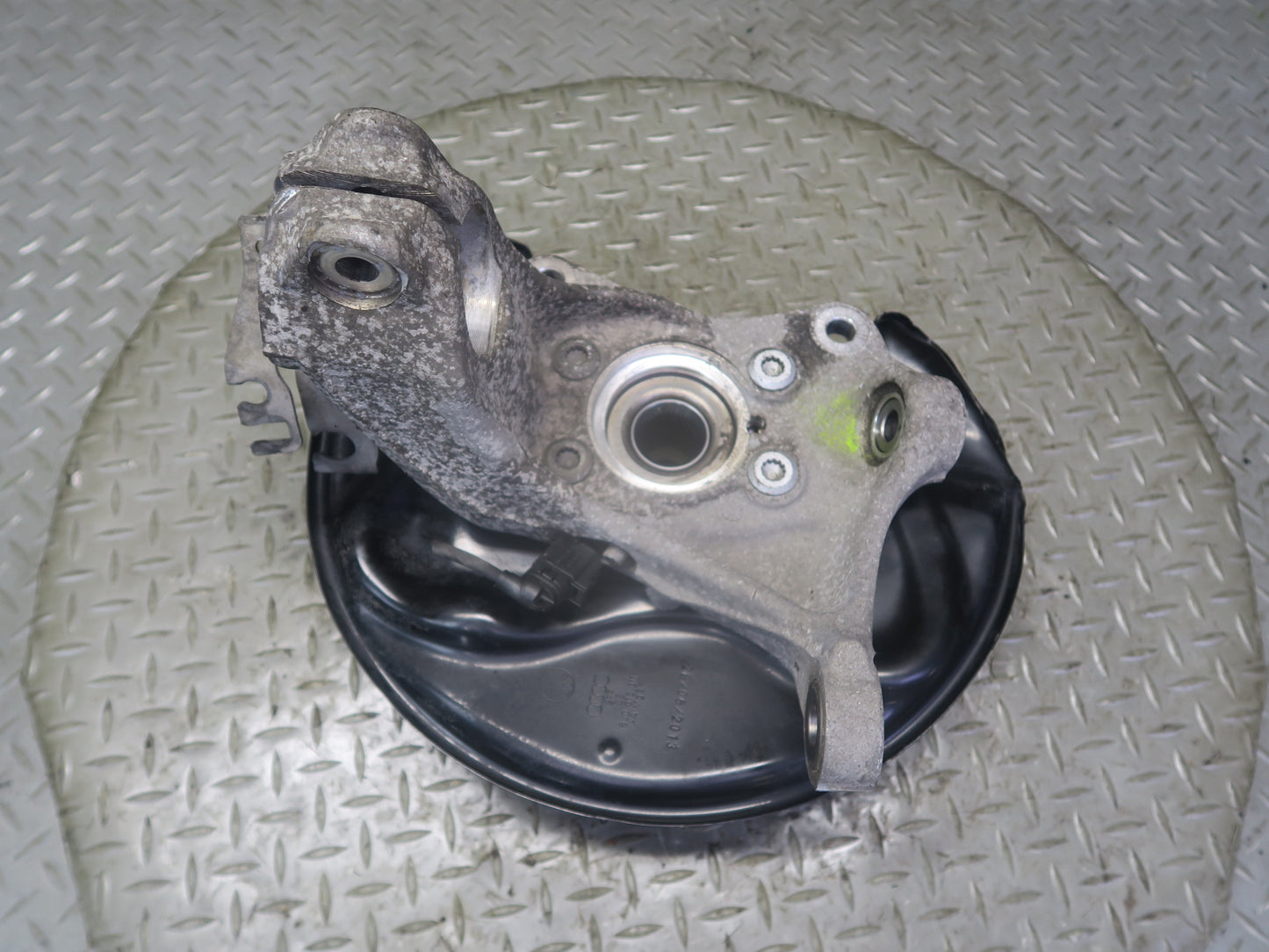 09-15 Audi TT S 8J Quattro Front Left Spindle Knuckle Wheel Hub 116K Miles OEM