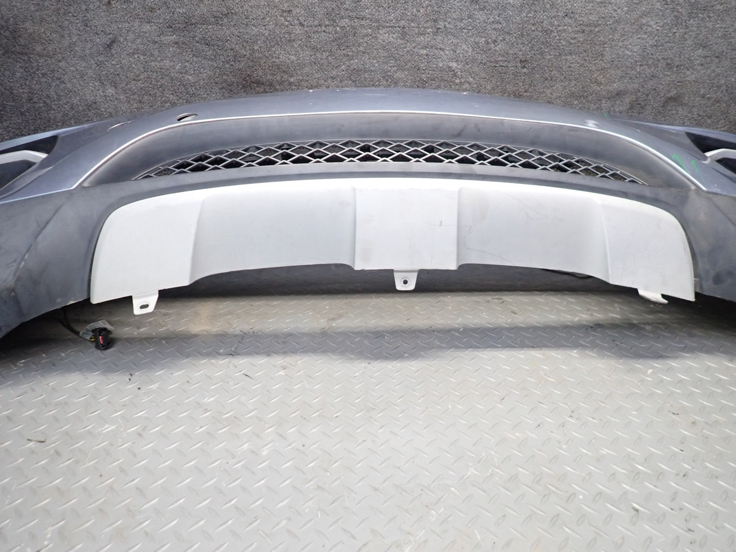 2008-2014 BMW E71 E72 X6 Front Bumper Panel Cover W/ Fog Light & PDC Defected