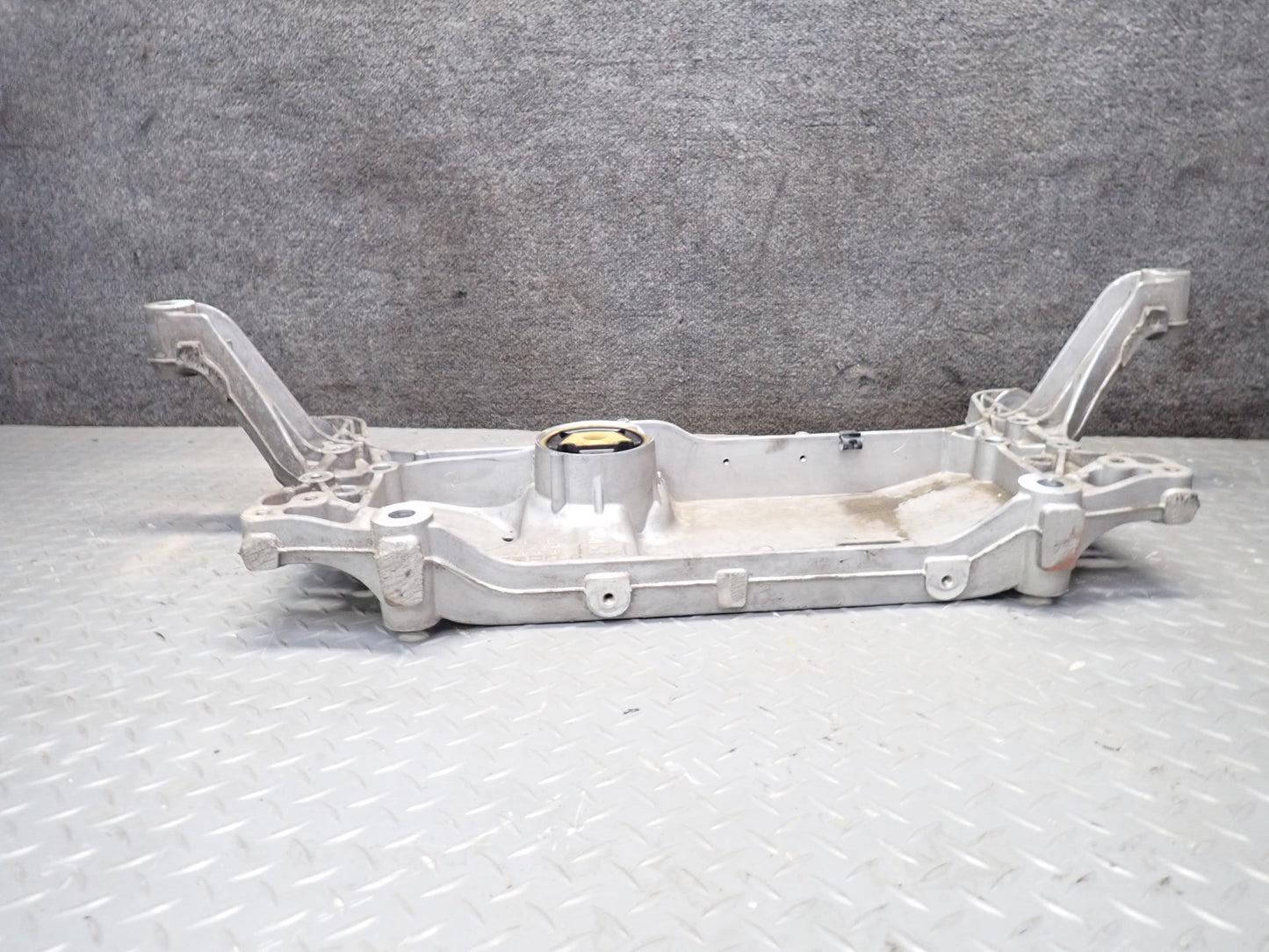 11-15 Audi TT S 8J AWD Front Suspension Subframe Crossmember Carrier 116K OEM
