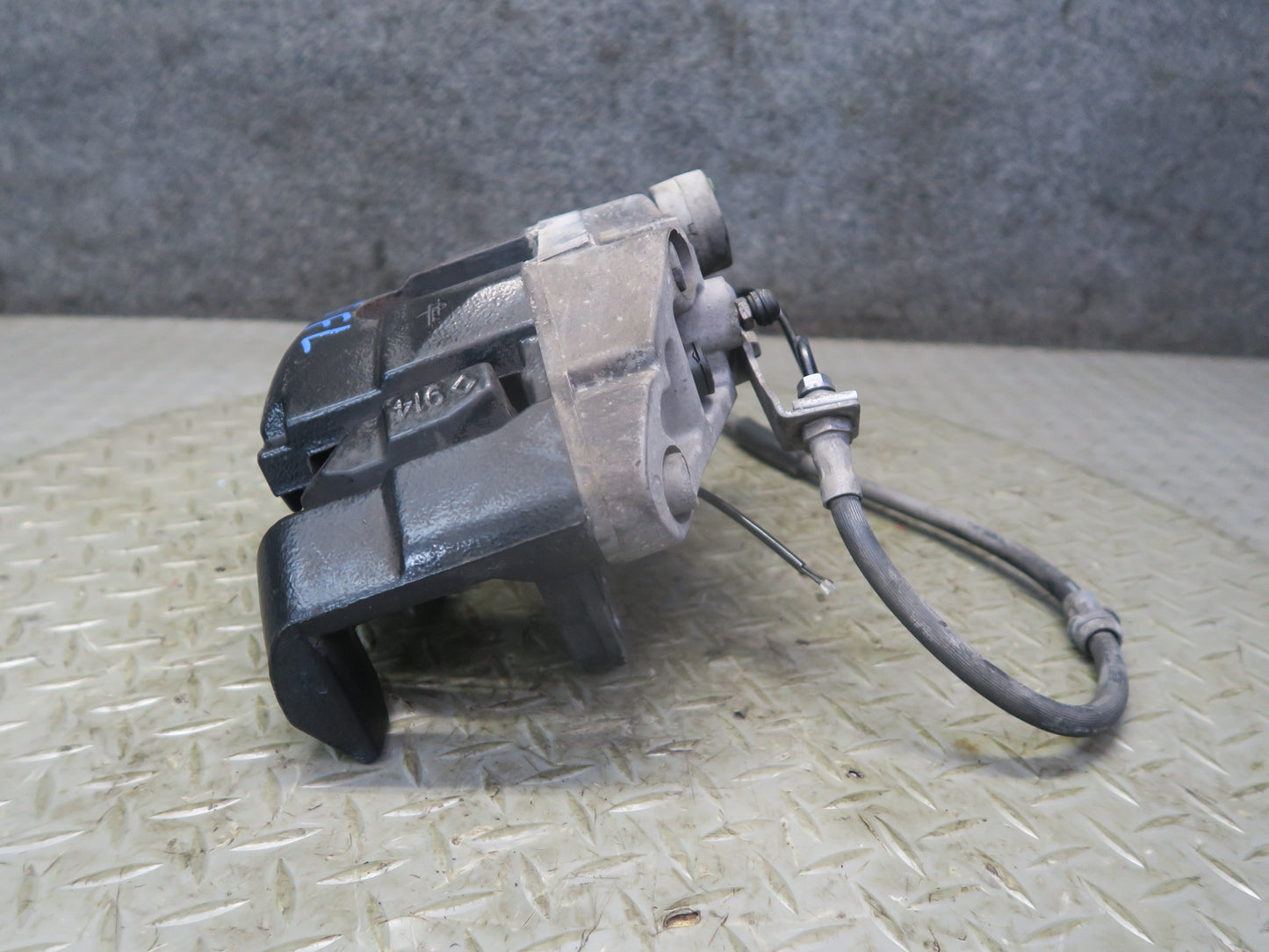 09-15 Audi TT S 8J Set of 2 Front Left & Right Brake Caliper 340mm 116K Mile OEM