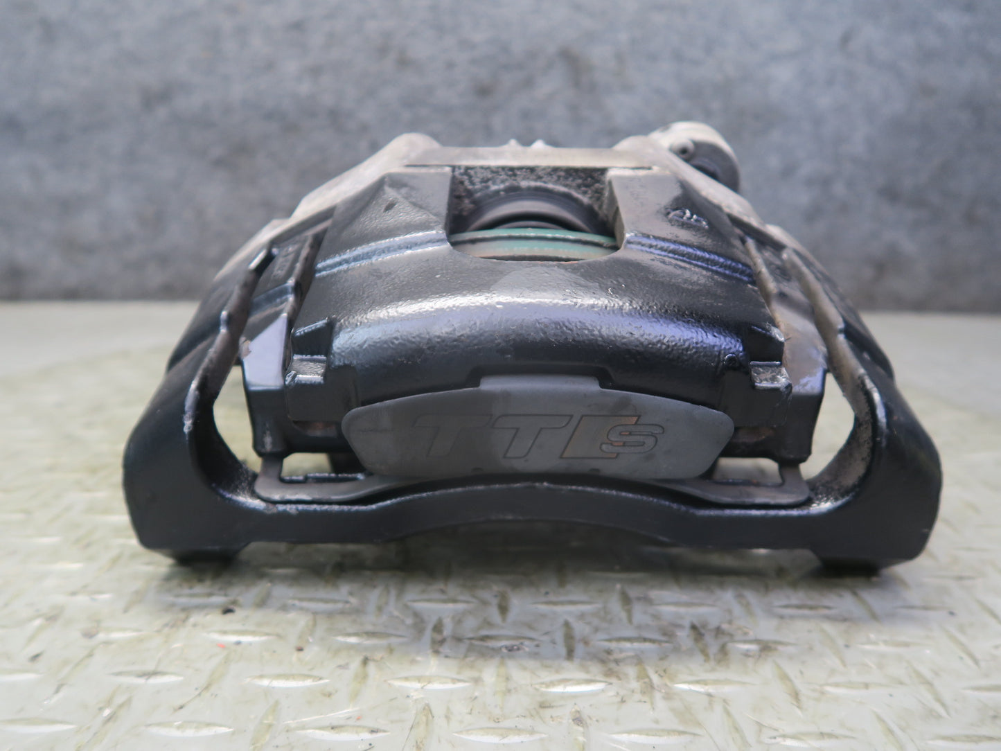 09-15 Audi TT S 8J Set of 2 Front Left & Right Brake Caliper 340mm 116K Mile OEM
