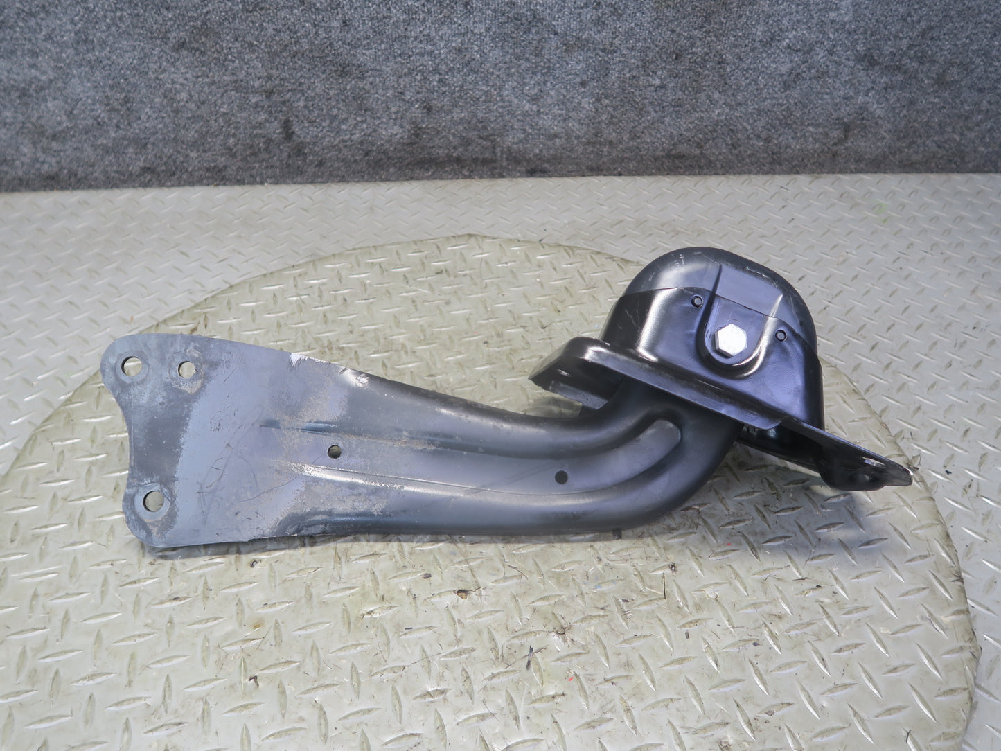 12-15 Audi TT S 8J Quattro Rear Right Upper & Lower Control Arm Set OEM