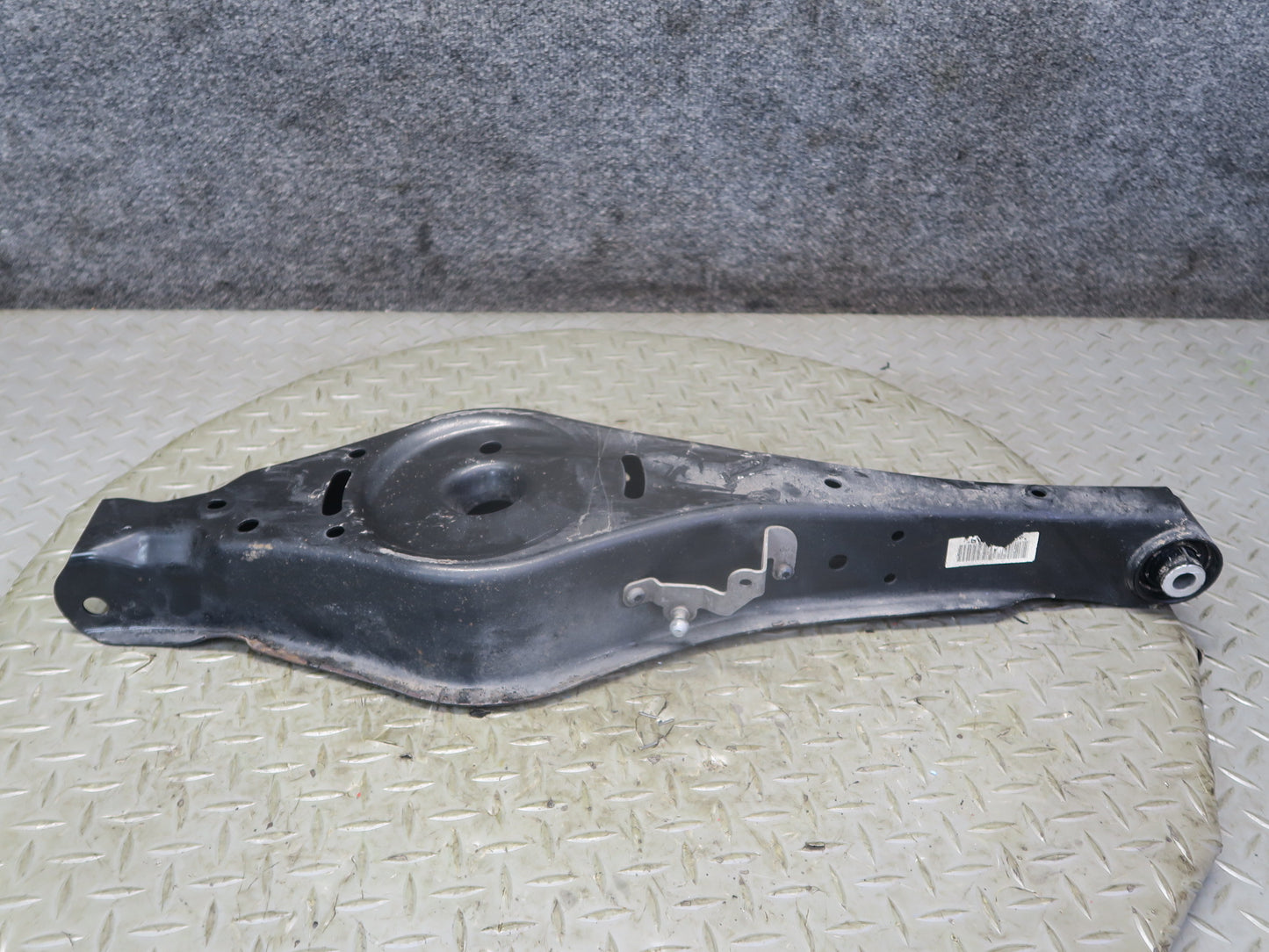 12-15 Audi TT S 8J Quattro Rear Left Upper & Lower Control Arm Set OEM
