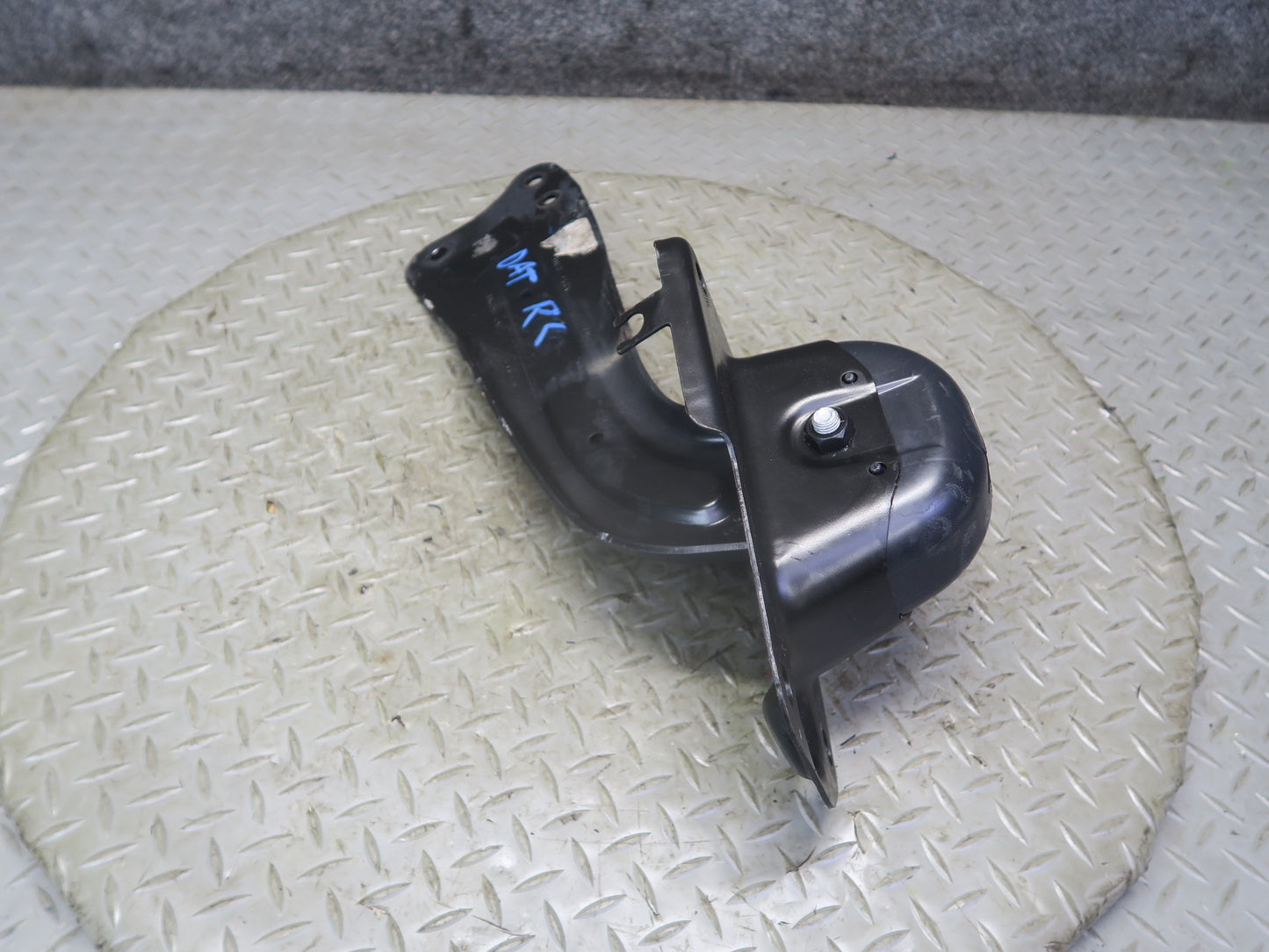 12-15 Audi TT S 8J Quattro Rear Left Upper & Lower Control Arm Set OEM