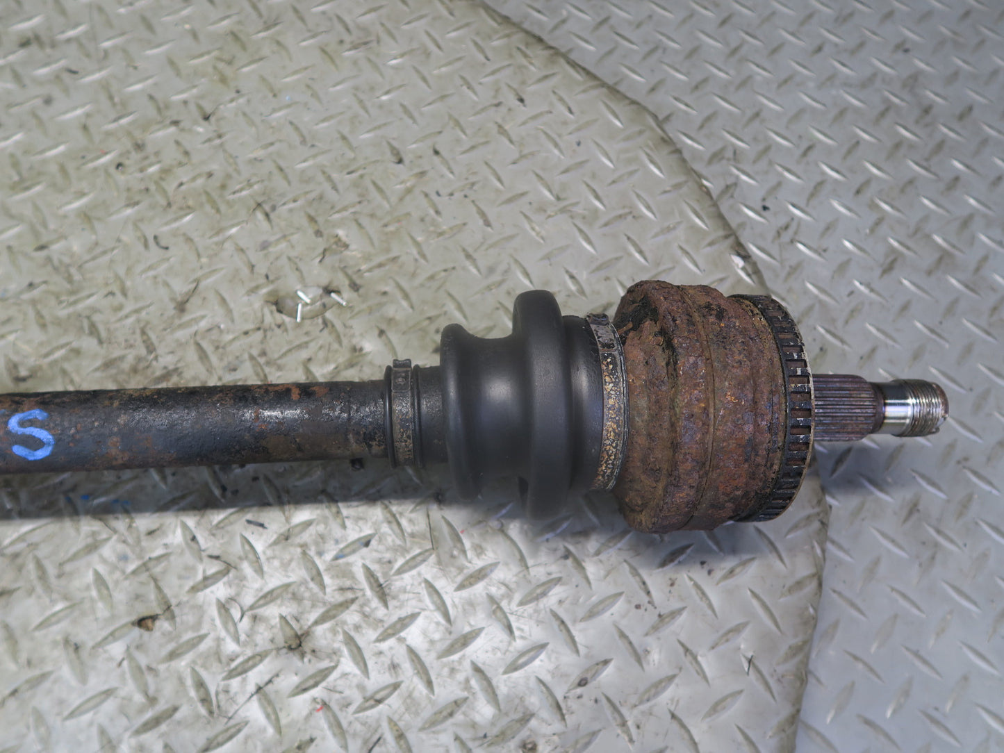 94-99 Mercedes W140 S500 RWD Rear Left or Right Axle Shaft OEM