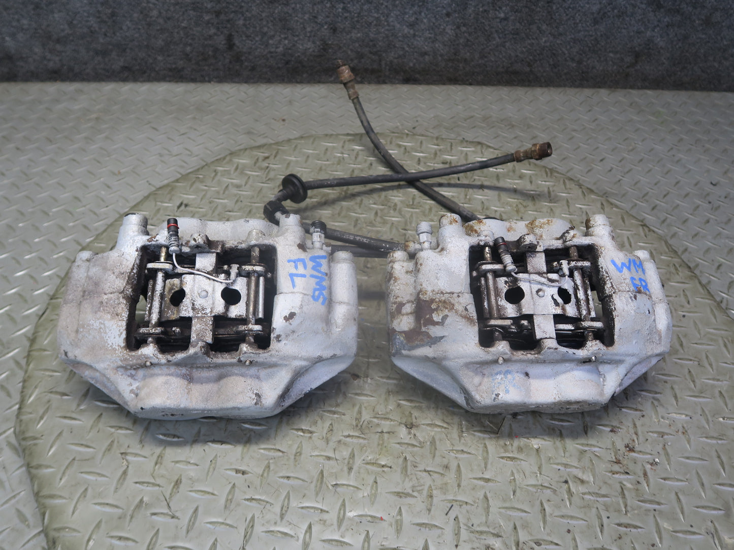 94-99 Mercedes W140 S420 S500 Set of 2 Front Left & Right Brake Caliper OEM