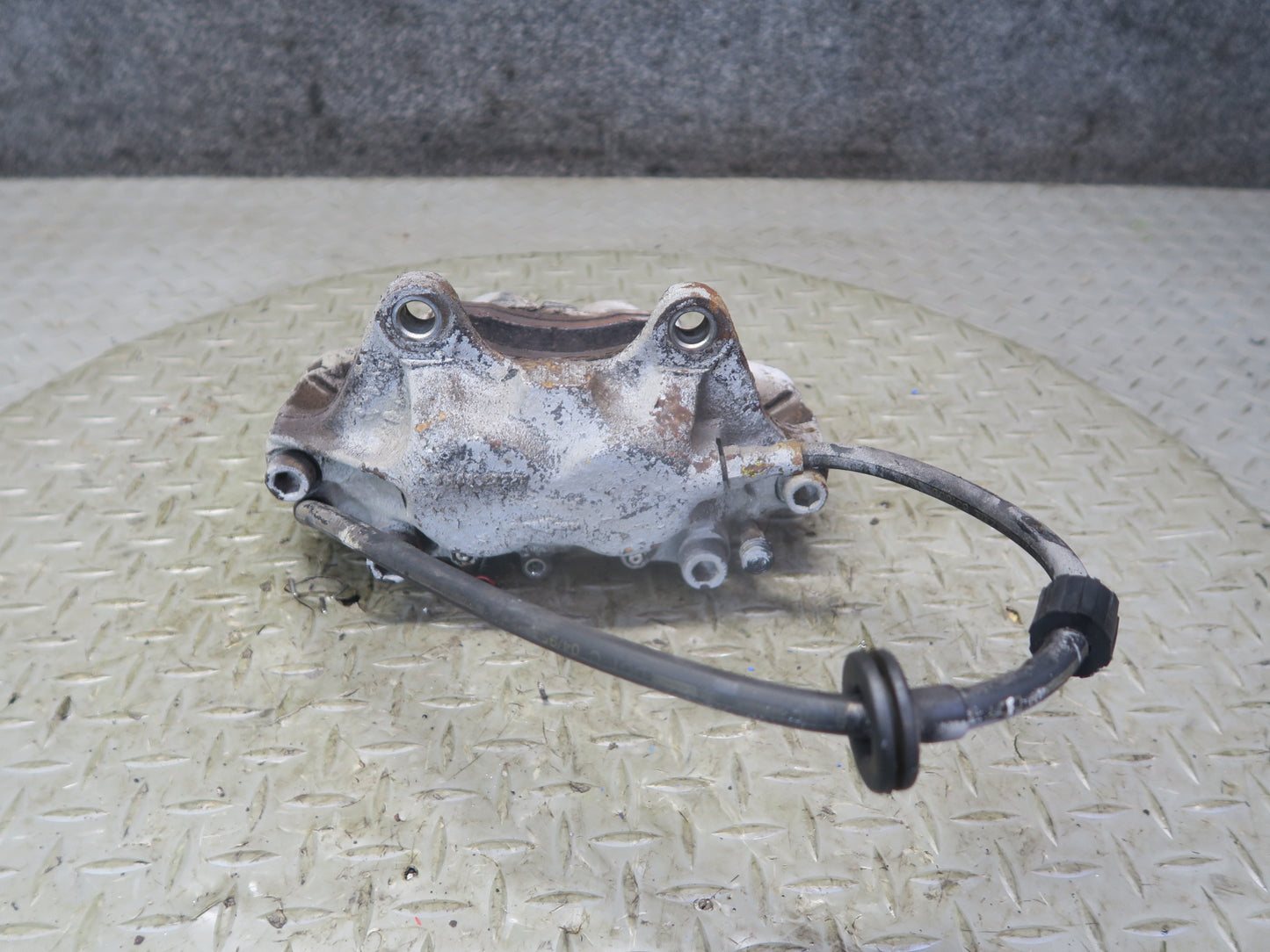 94-99 Mercedes W140 S420 S500 Set of 2 Front Left & Right Brake Caliper OEM