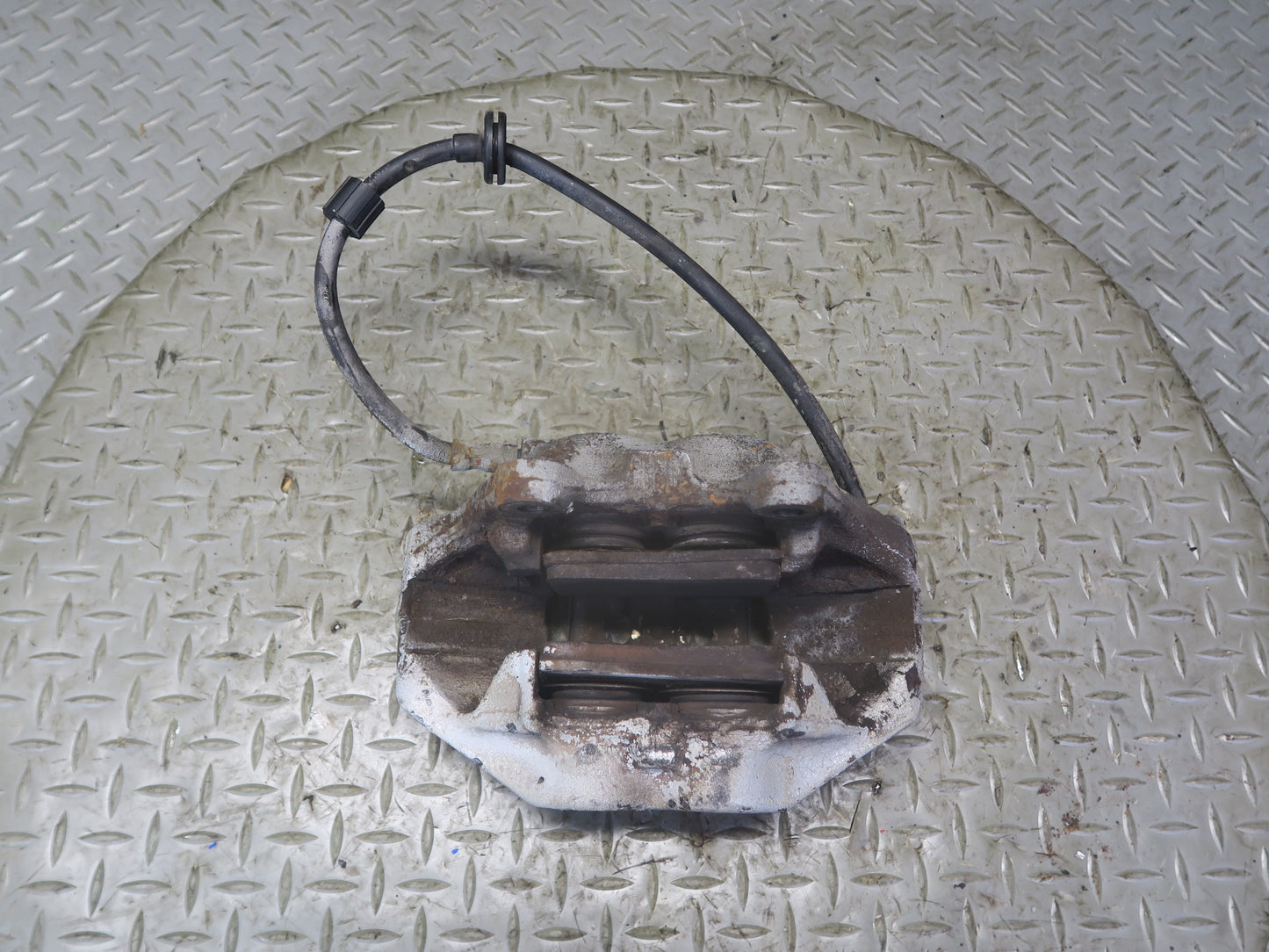 94-99 Mercedes W140 S420 S500 Set of 2 Front Left & Right Brake Caliper OEM