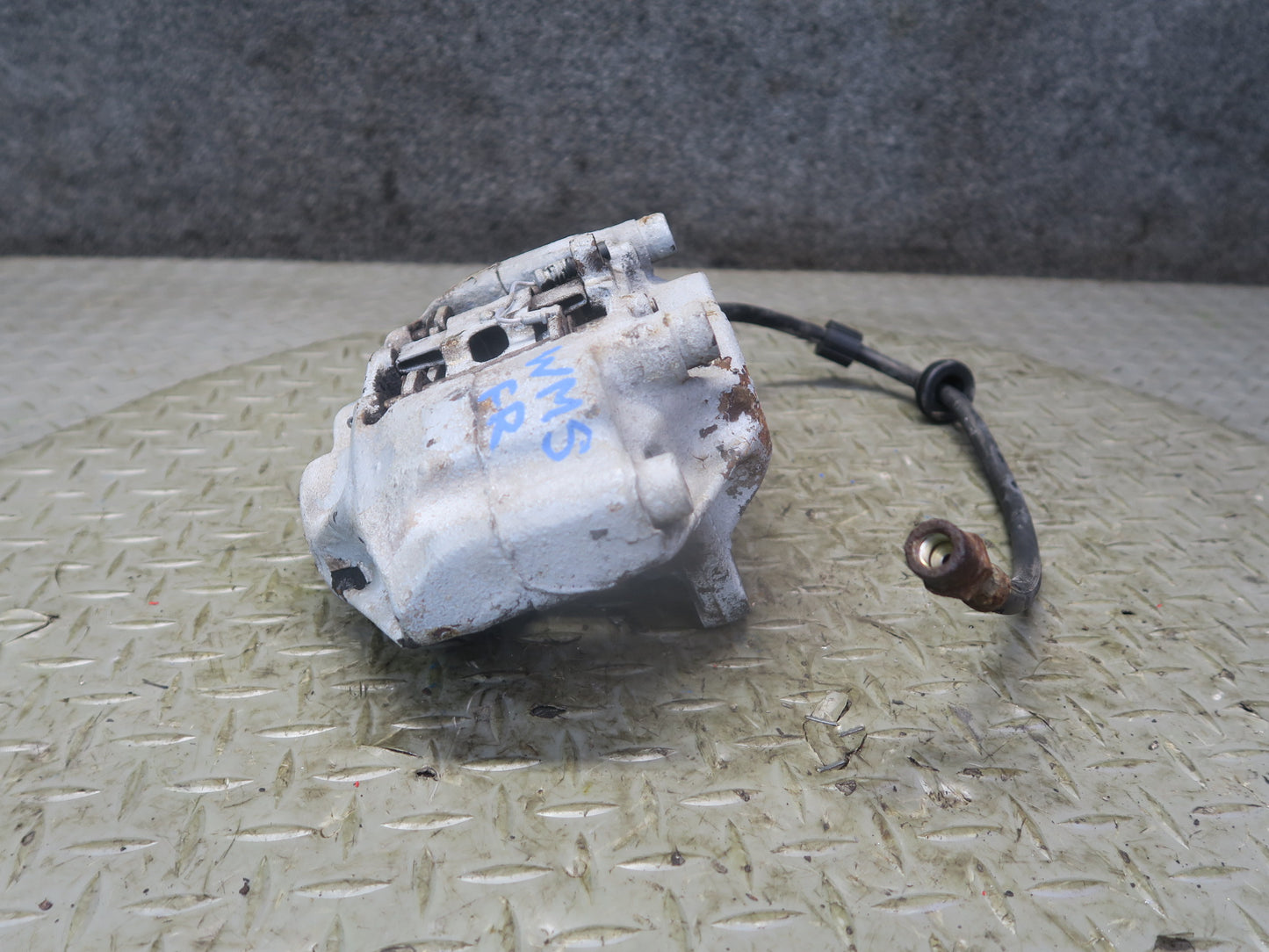 94-99 Mercedes W140 S420 S500 Set of 2 Front Left & Right Brake Caliper OEM